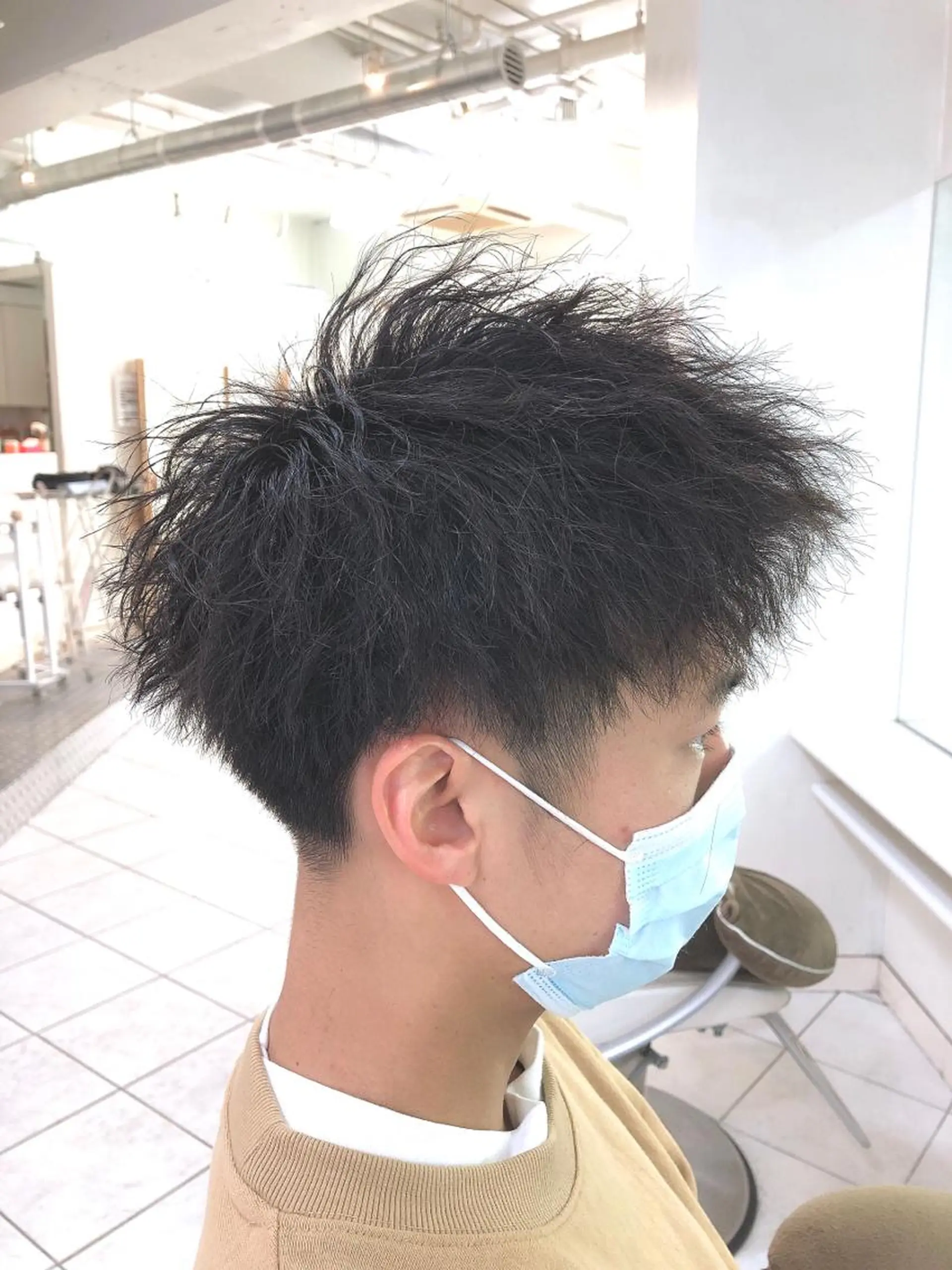 ショート パーマ メンズ 保住 亮太のヘアスタイル