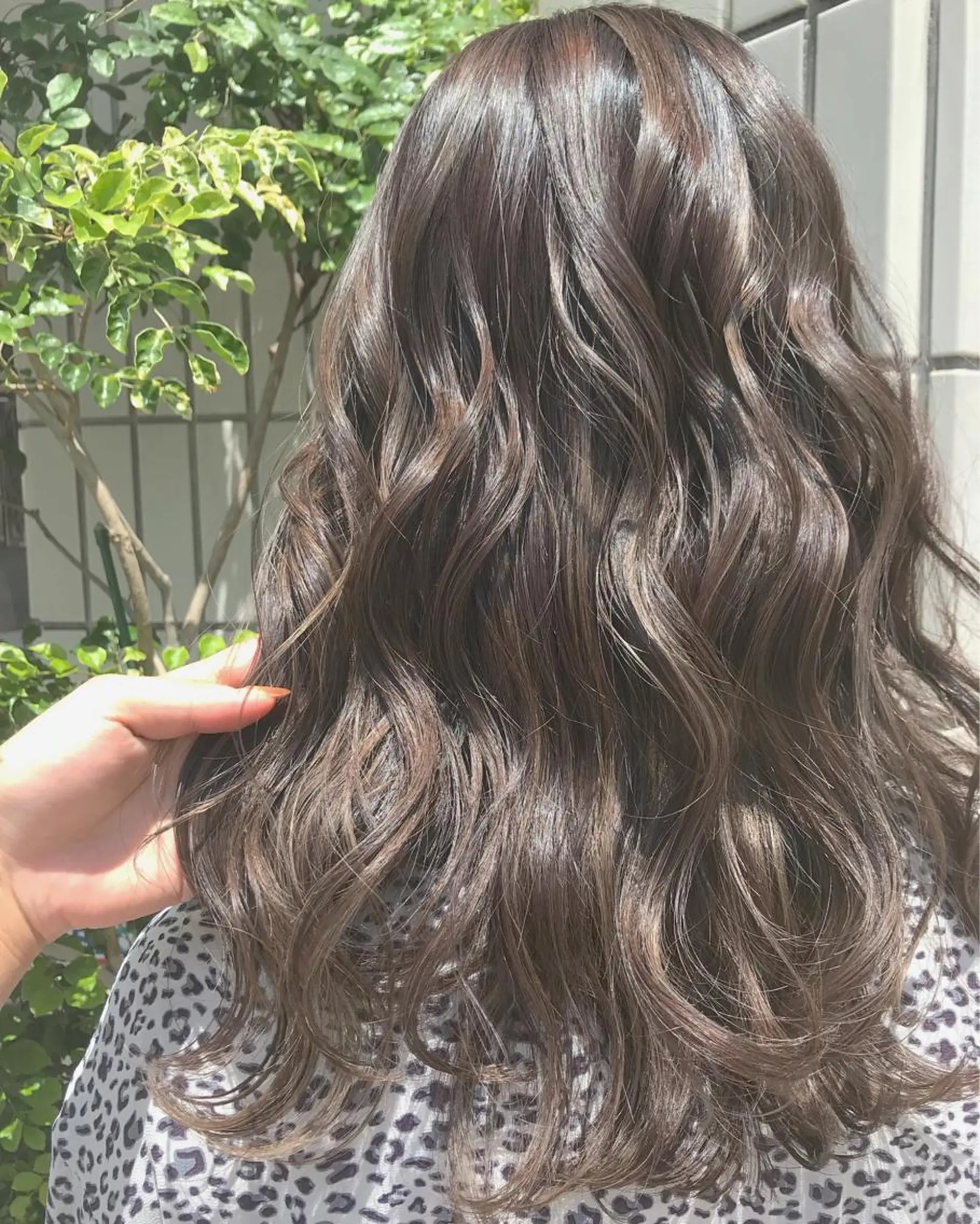 セミロング カラー ヘアアレンジ シアーベージュニスト 🥣大石亜里紗のヘアスタイル