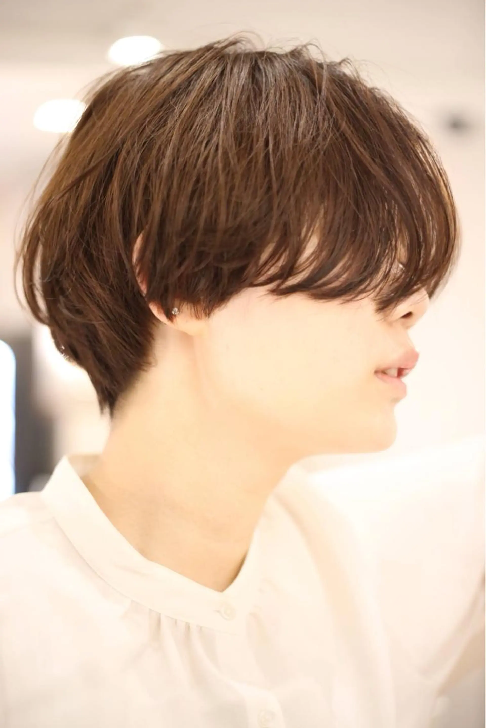 ショート 切りっぱなしボブ ショートボブ ボブ くせ毛 ハイライト AKUTSU KOICHIのヘアスタイル