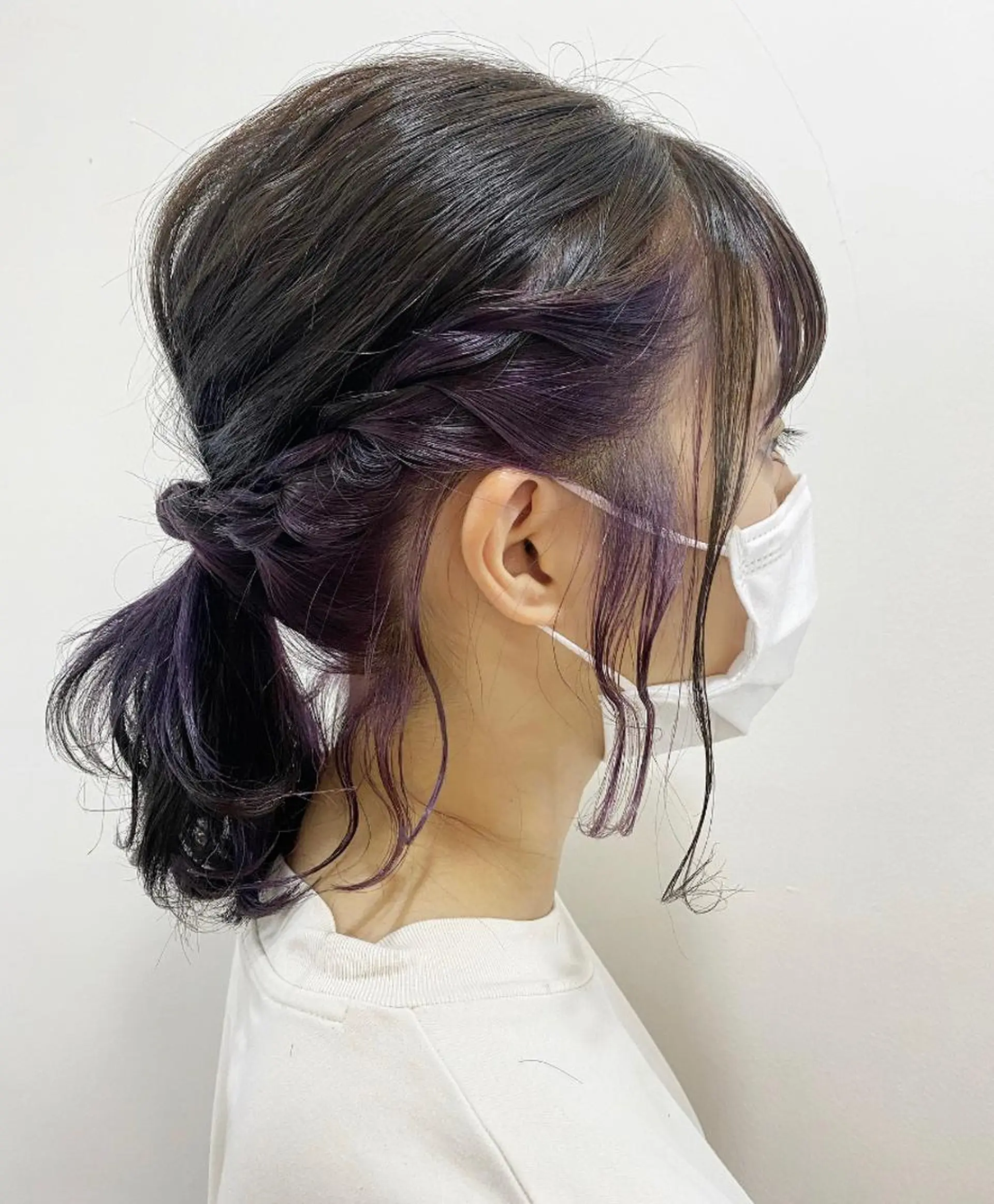 ミディアム カラー ヘアアレンジ インナーカラー パープルカラー カット ヘアカラー トリートメント WATANABE MISAKIのヘアスタイル
