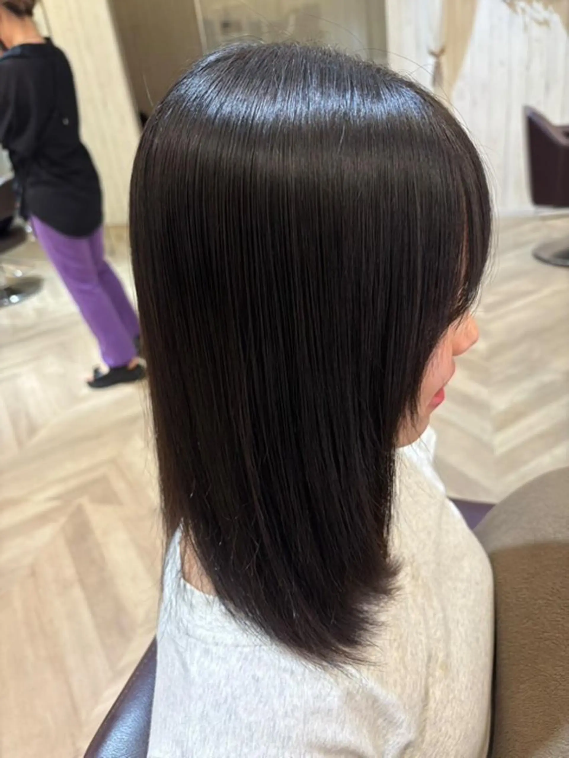 ミディアム カット 縮毛矯正 レイヤー　髪質改善 ｆｉｔｉ横須賀中央のヘアスタイル