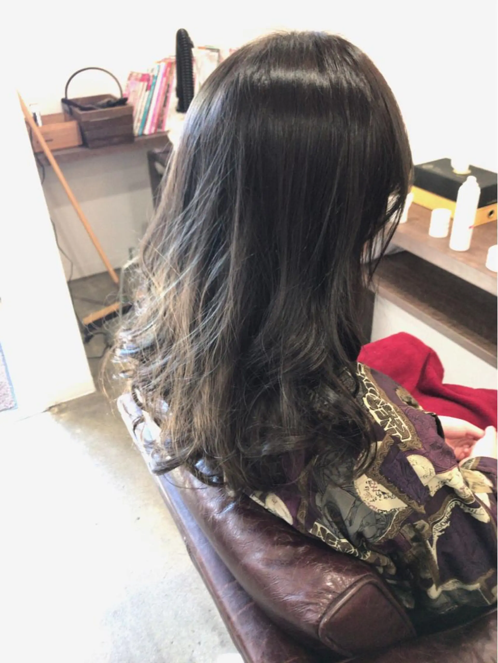 セミロング カラー レイヤーカット匠 イソザキノリユキのヘアスタイル