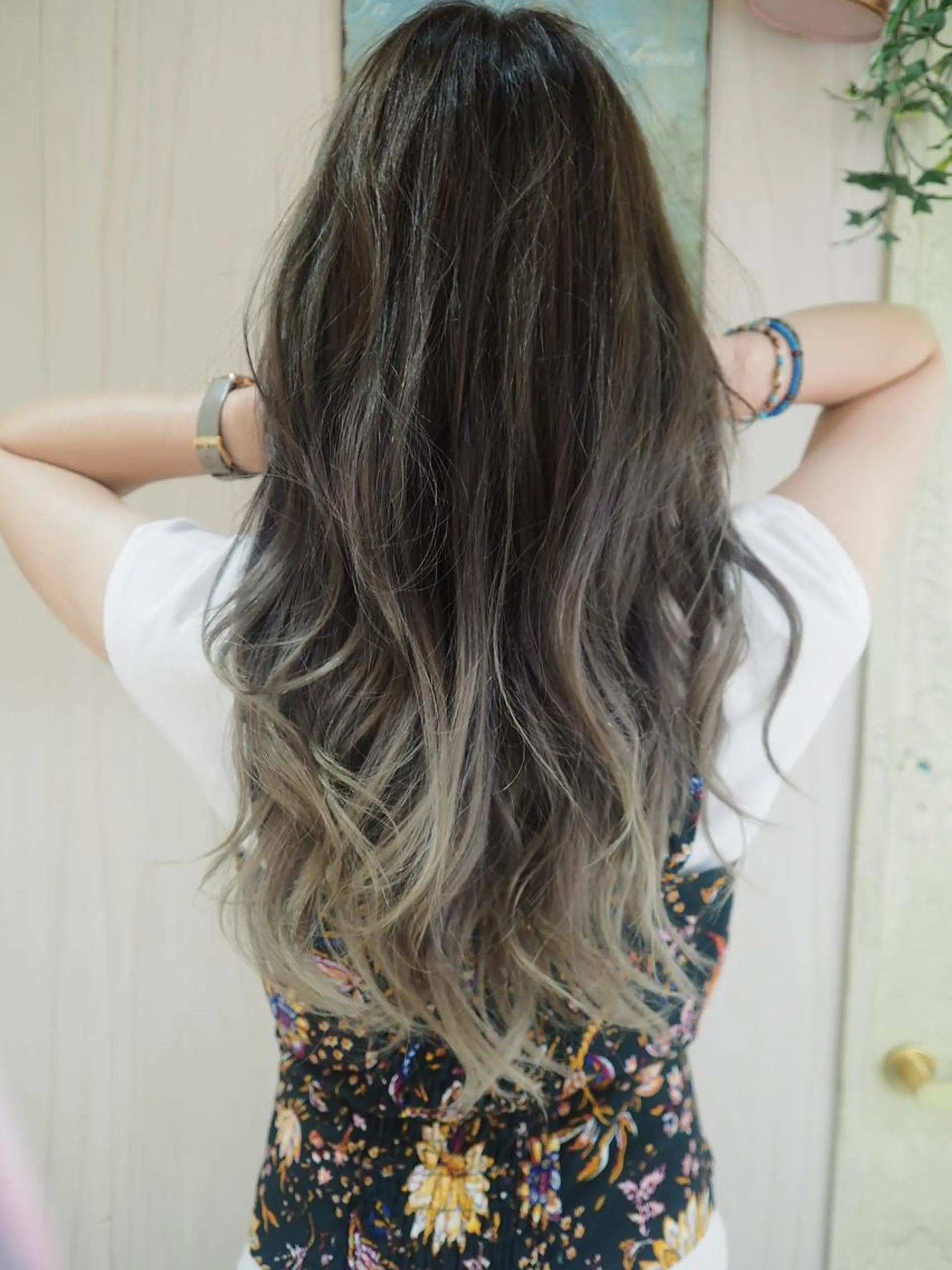 ロング アッシュ 坂 直樹のヘアスタイル