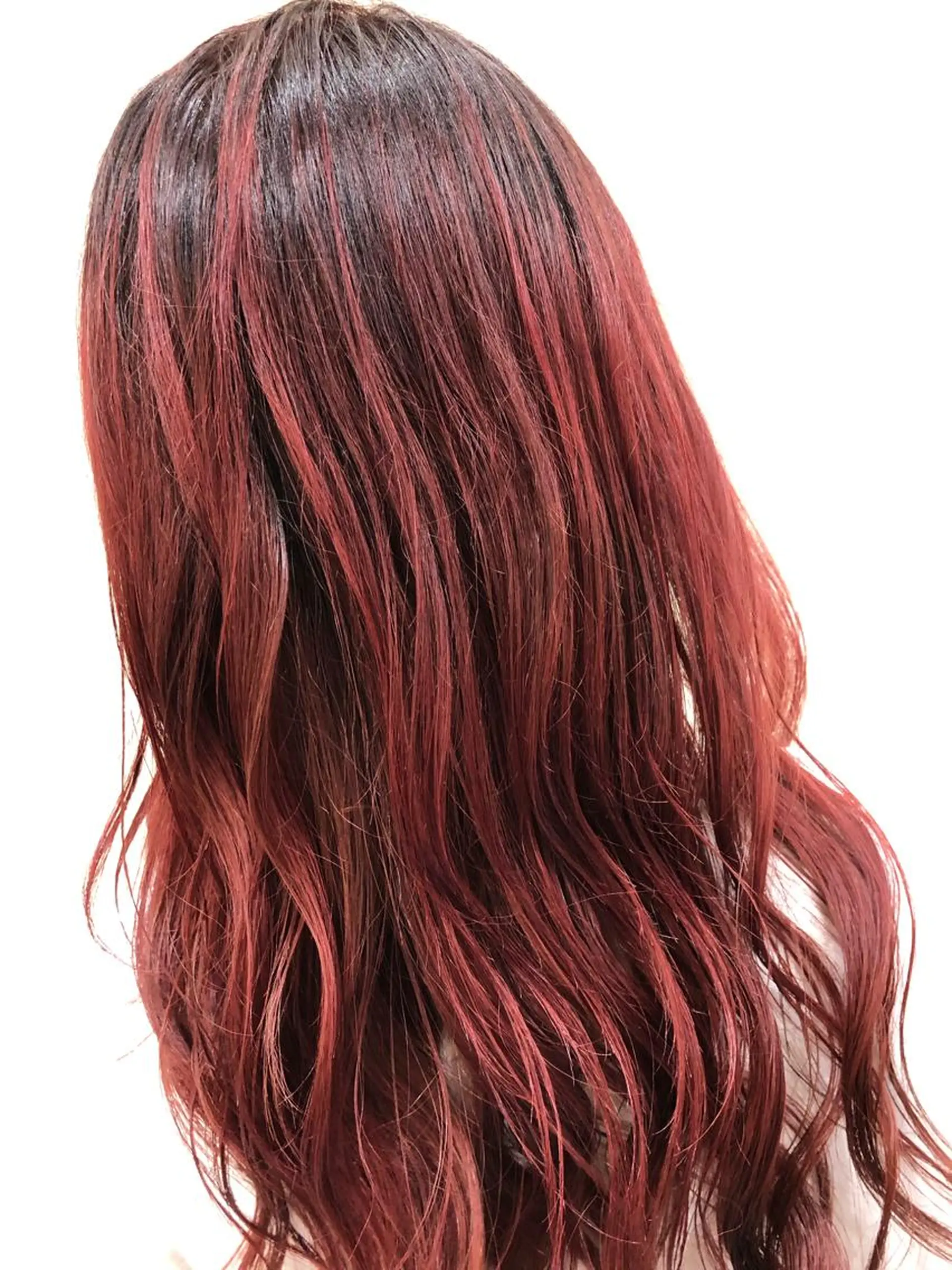 セミロング カラー レッドカラー ヘアカラー トリートメント Amour なぐらのヘアスタイル