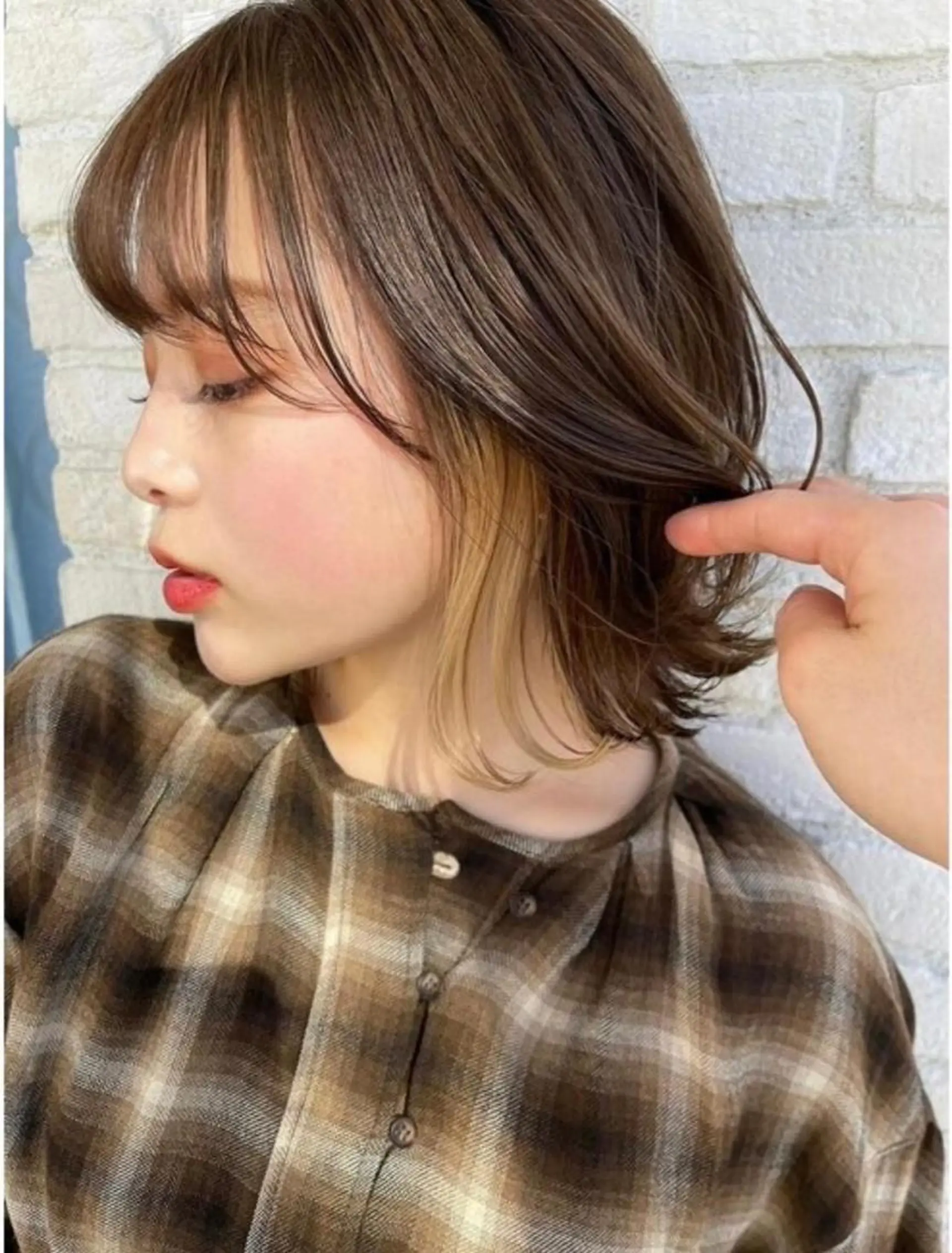 ミディアム Lond所属・ボブ/顔まわり /みそらレイヤーのヘアスタイル