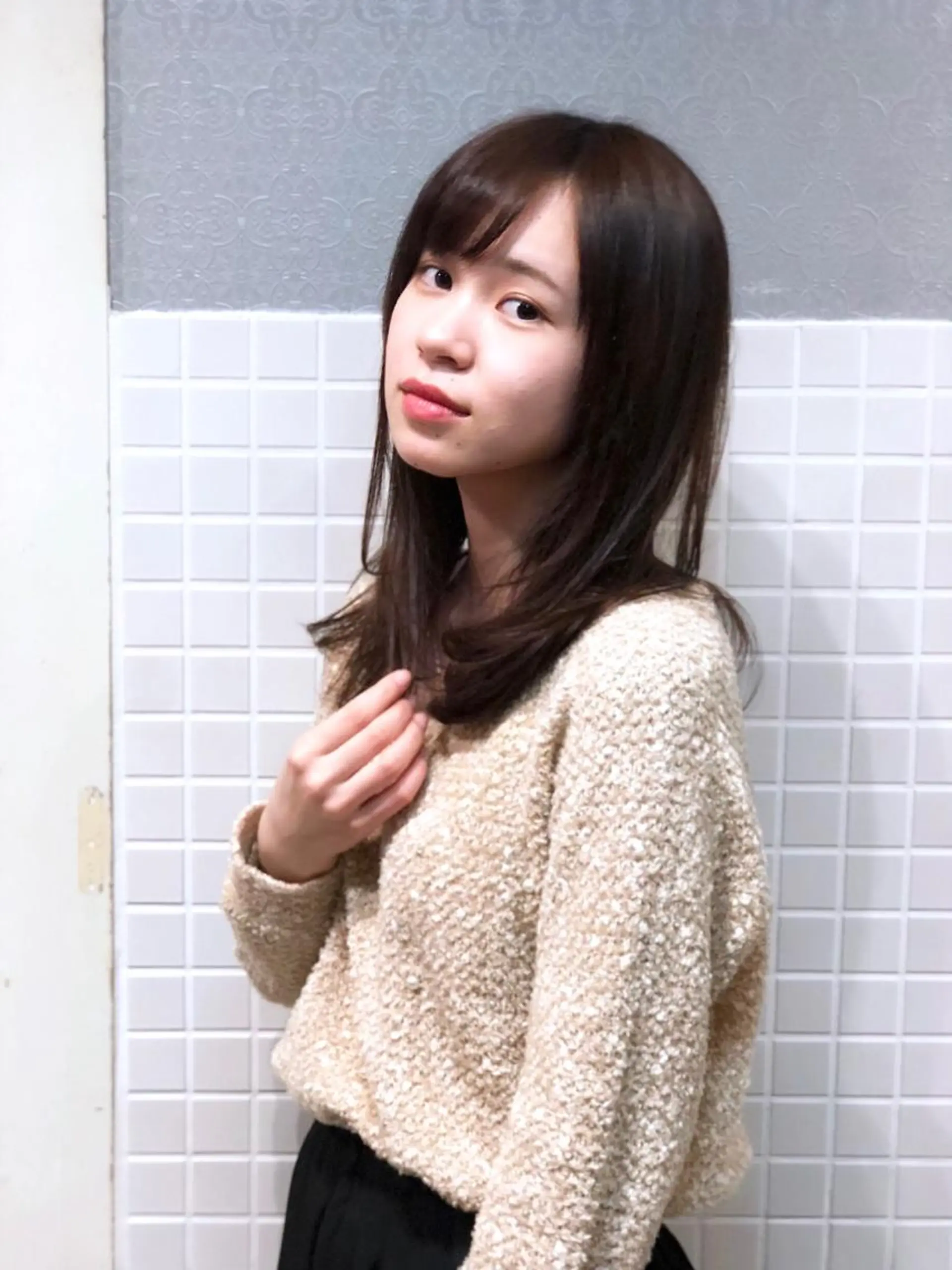 ミディアム 縮毛矯正 トリートメント H by Real meのヘアスタイル