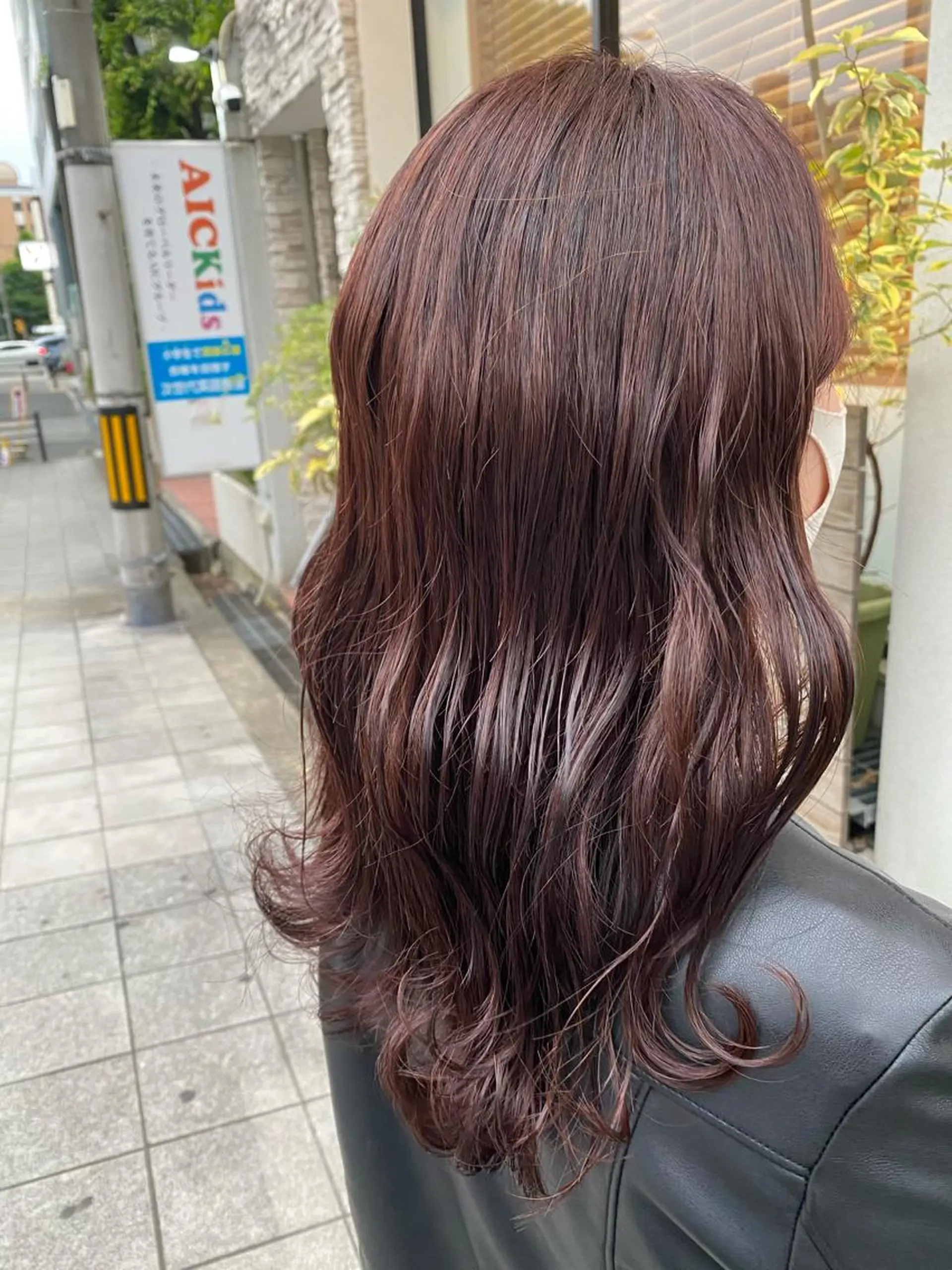 セミロング カラー 髪質改善 大内翔太のヘアスタイル