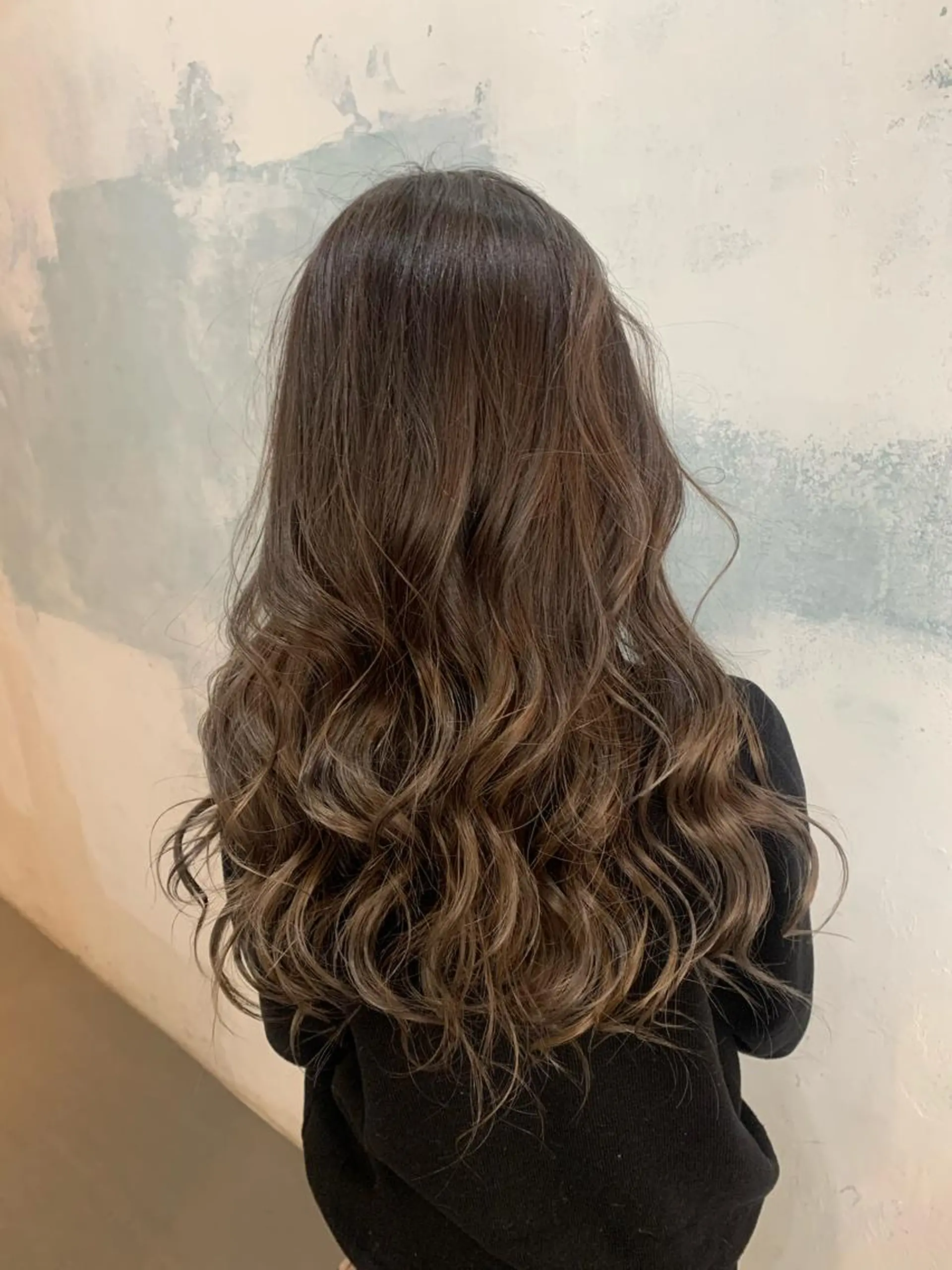 ロング カラー グラデーションカラー グレージュ ハイライトカラー ハイライト カット ヘアカラー トリートメント 🍑艶髪✖️暖色系 ✨momoka🍑のヘアスタイル