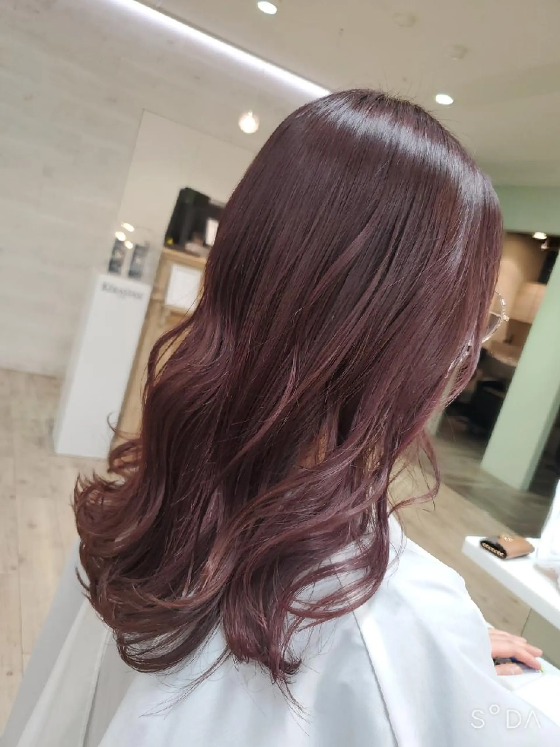 ロング カラー バレイヤージュ ハイライトカラー ハイライト レイヤーカット 髪質改善/白髪ぼかし SHIONのヘアスタイル