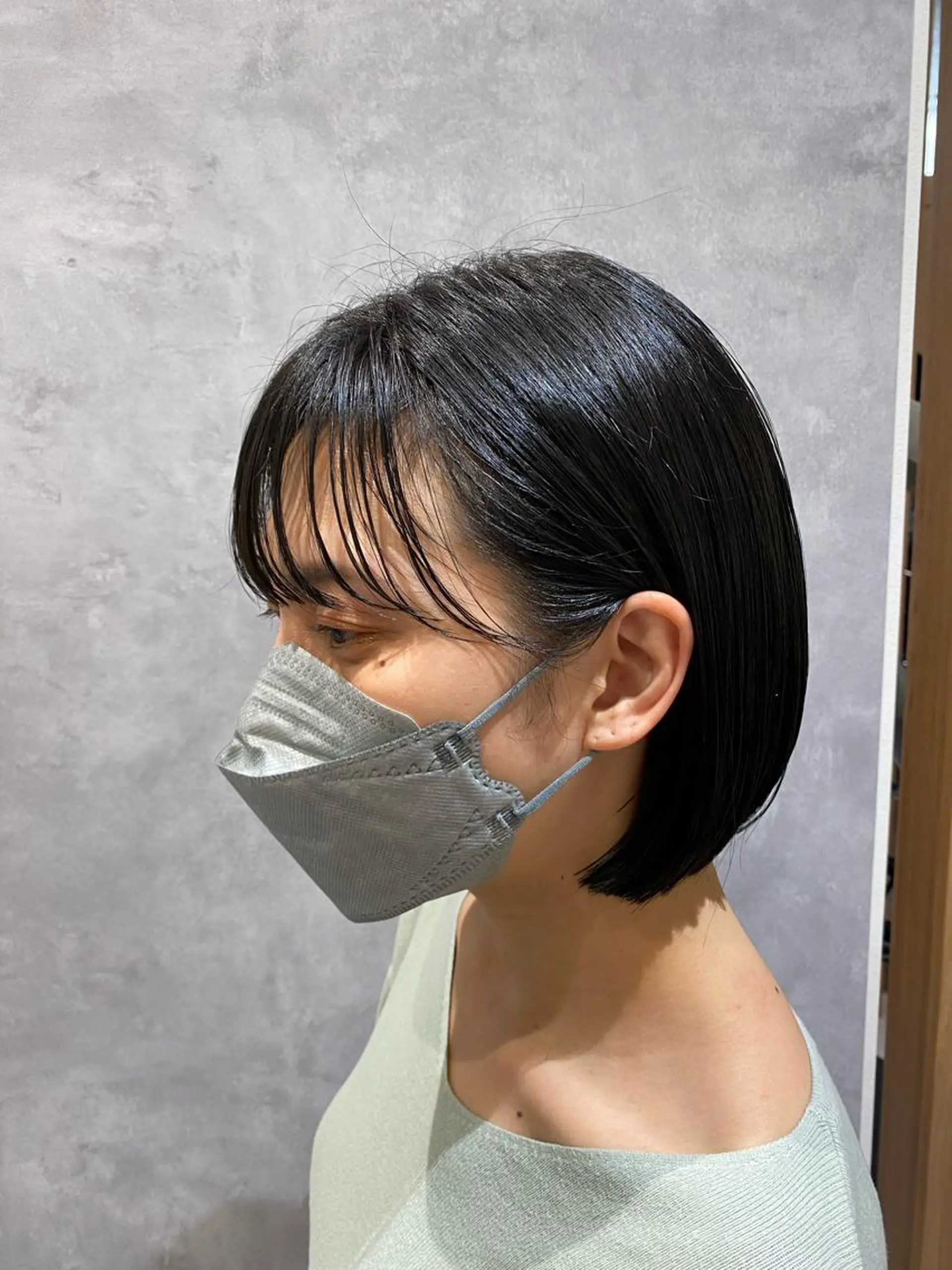 ショート カラー ボブ 外ハネヘア ショートヘアはお任せ 冨樫真未のヘアスタイル