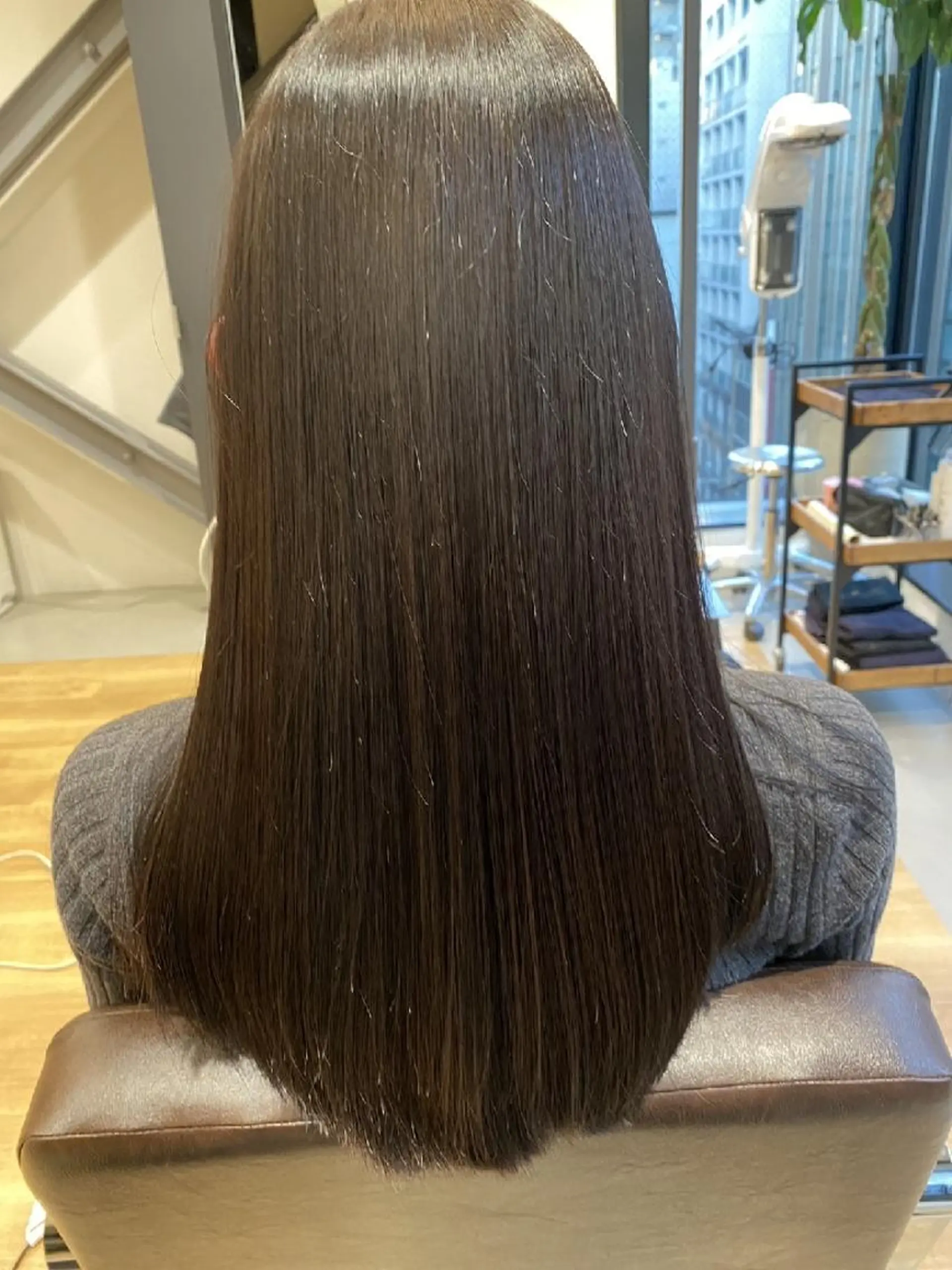 ロング トリートメント 深夜まで営業中‼️ レム髪質改善のヘアスタイル