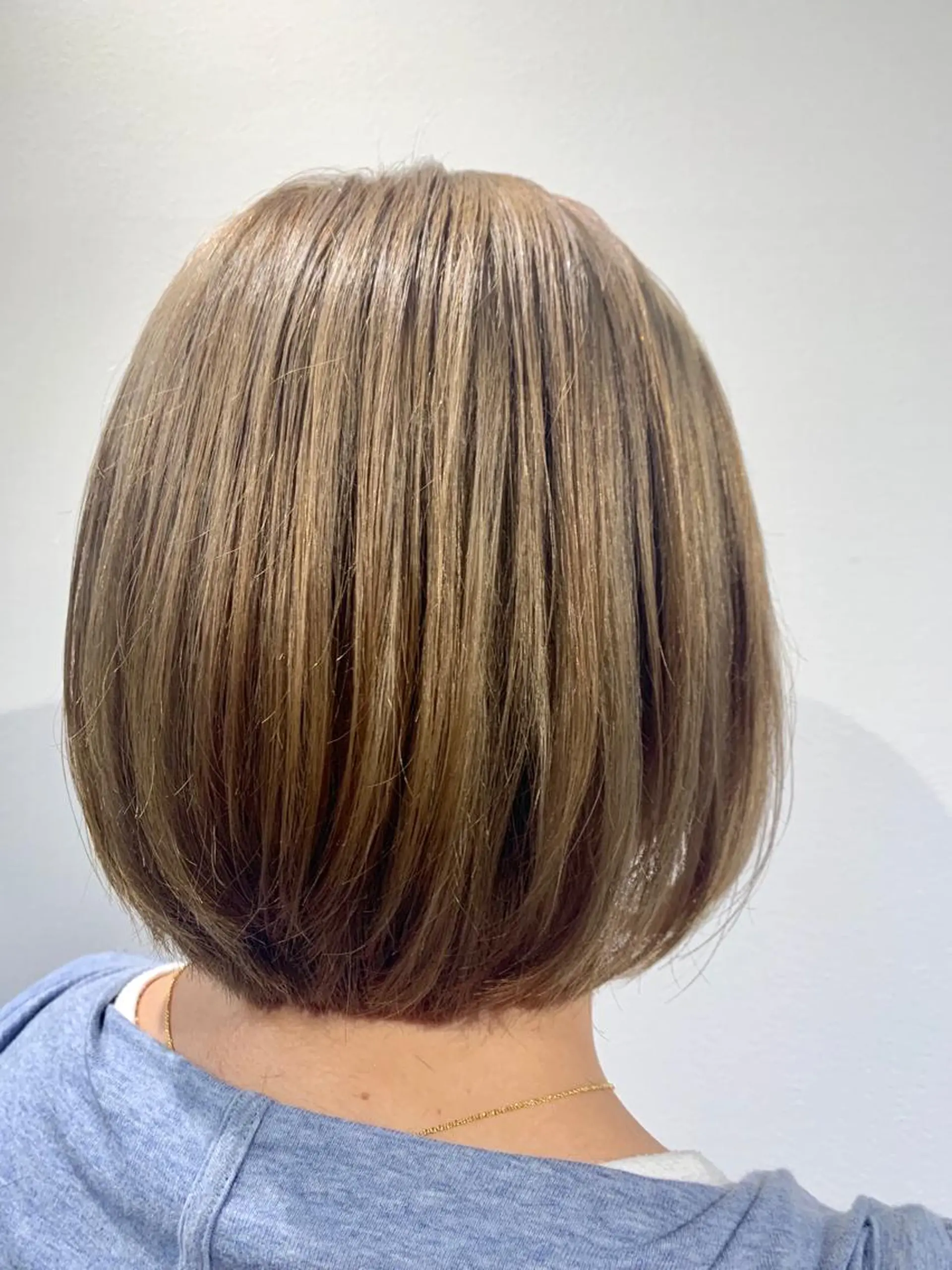 ショート Lilly 中谷友里のヘアスタイル