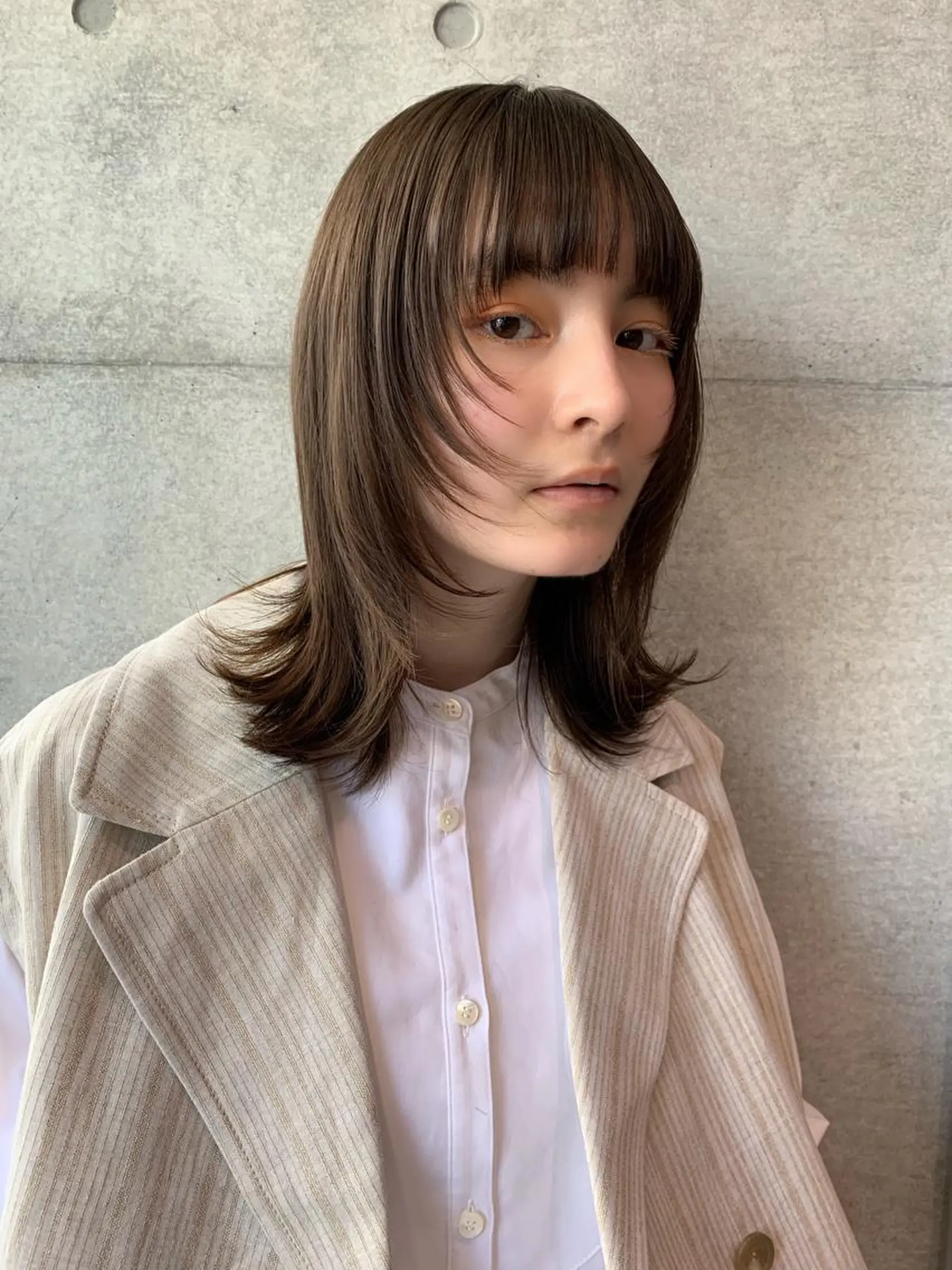 ミディアム ウルフカット カット ヘアカラー トリートメント オシャレ髪✔️ 店長オオキアキヒロのヘアスタイル