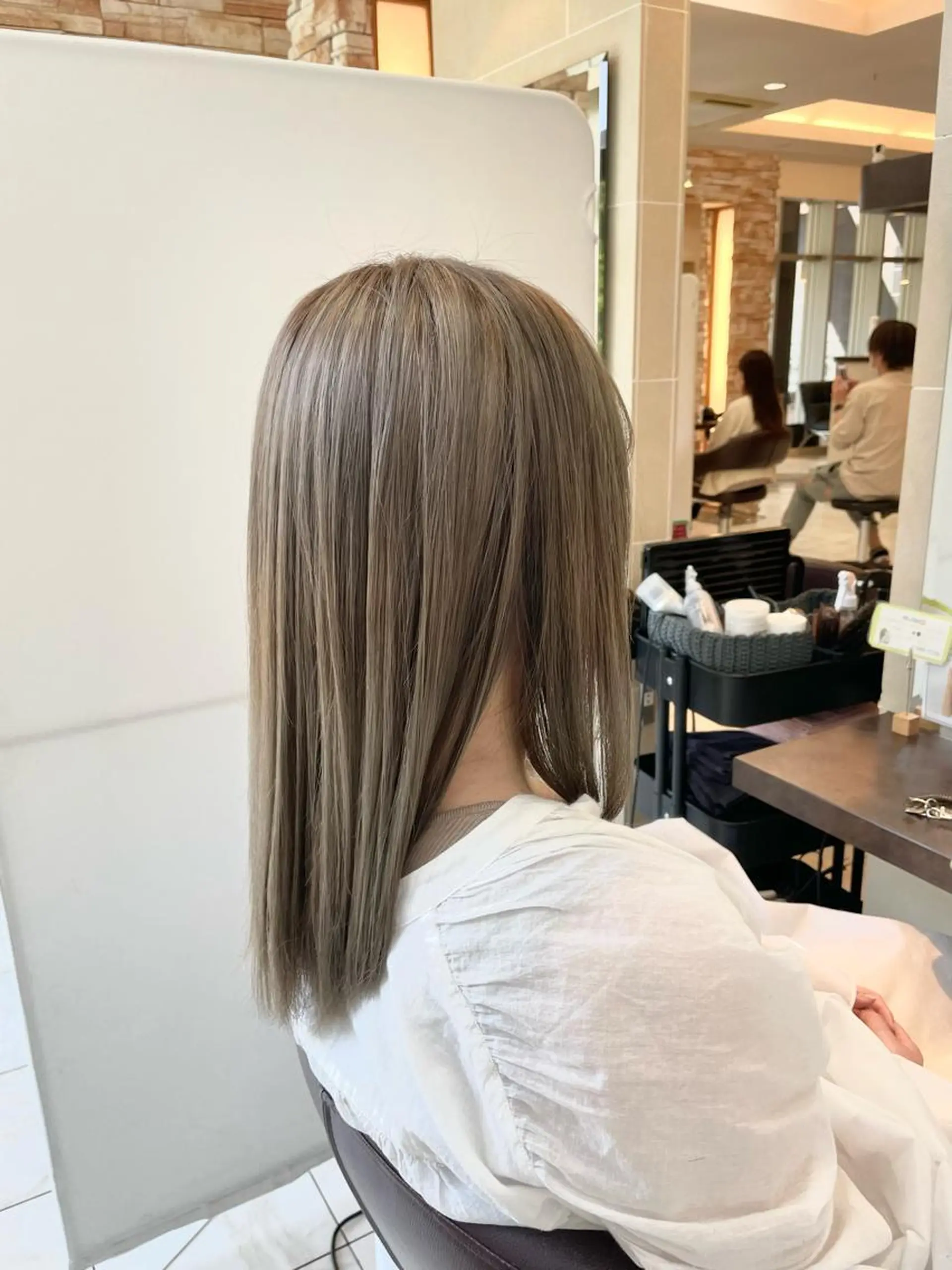 ロング 千葉 香奈のヘアスタイル