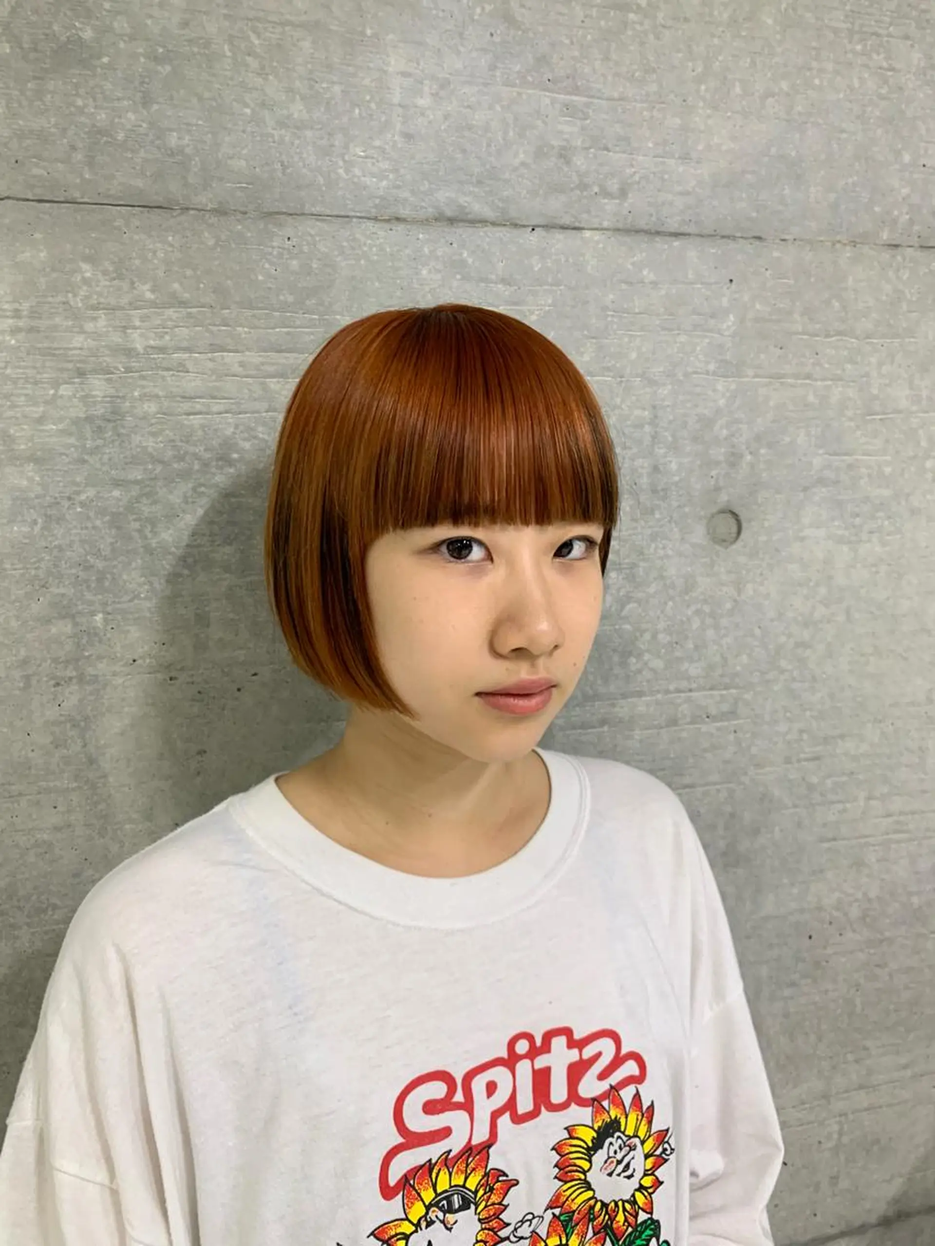 ミディアム カラー ブリーチ ケアブリーチ ダブルカラー インナーカラー オレンジ ヘアカラー トリートメント THE./ブリーチ 透感カラー/髪質改善のヘアスタイル