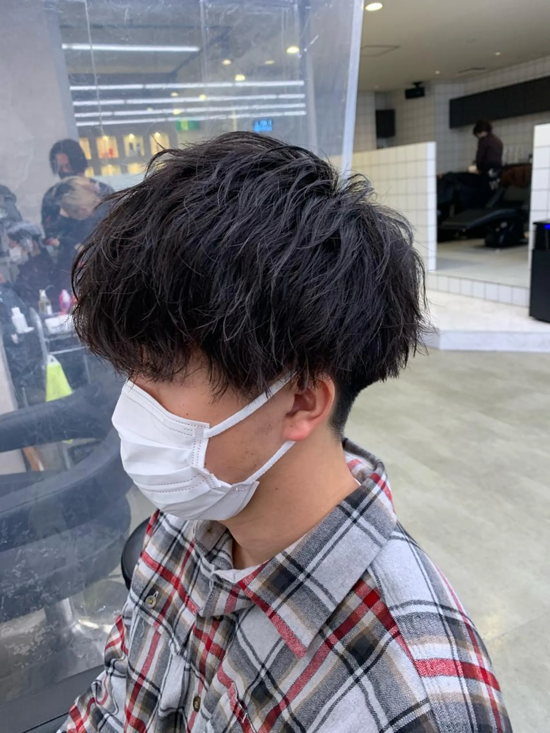 ショート カラー パーマ メンズ メンズパーマ特化 TAIGAのヘアスタイル