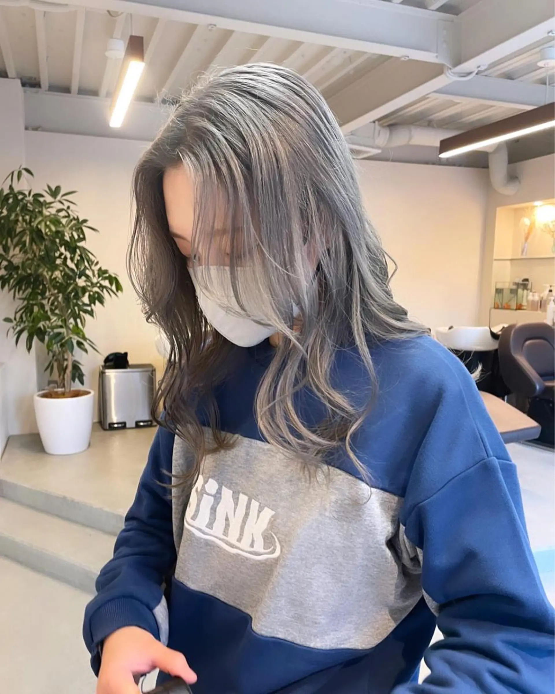 セミロング カラー シルバー 韓国風ヘア カット ヘアカラー トリートメント ヘアセット 💎韓国風レイヤー /ボブ💎Namiのヘアスタイル
