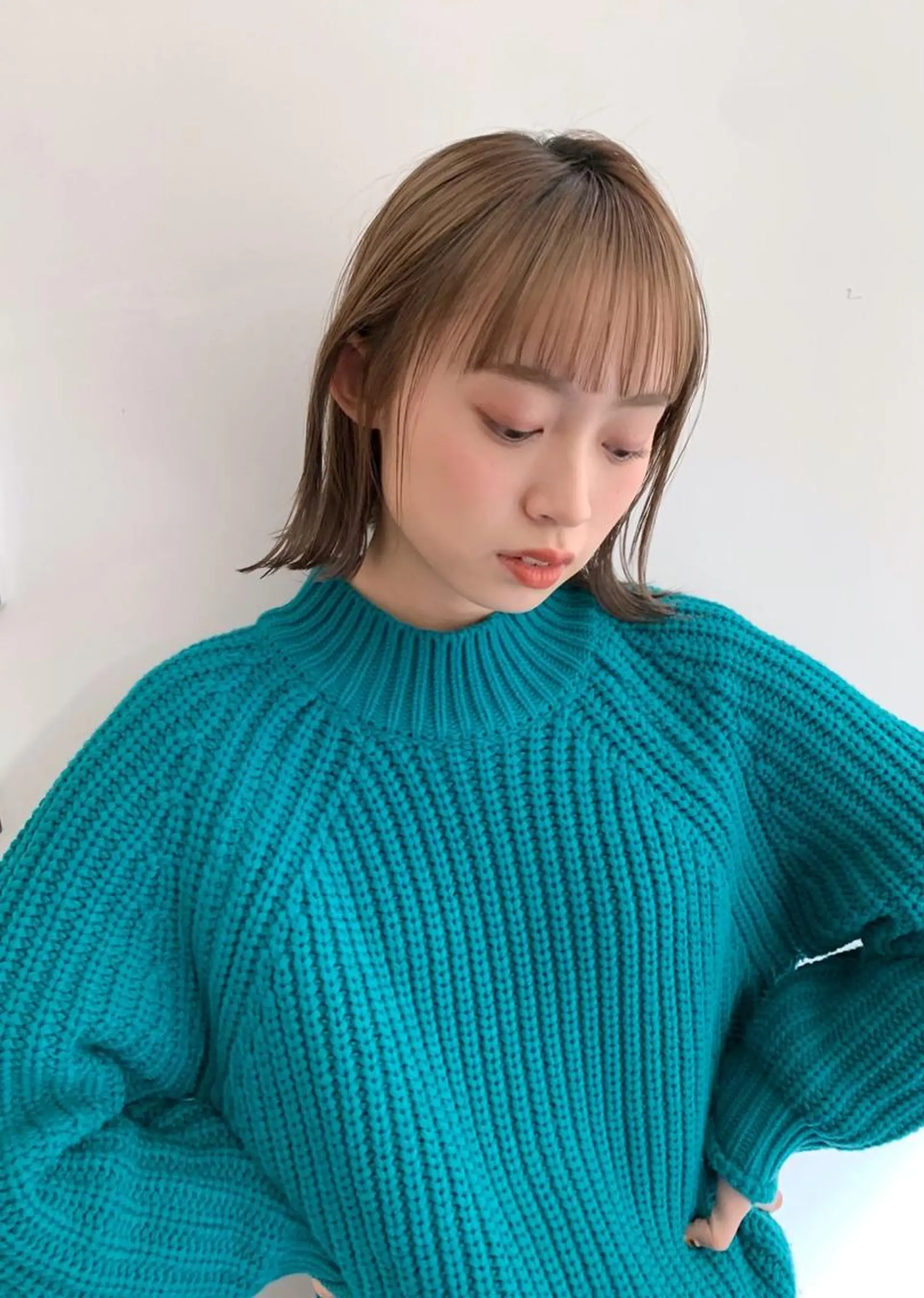 ミディアム カラー ボブ/透明感ベージュ 🫧クルミ🌟のヘアスタイル