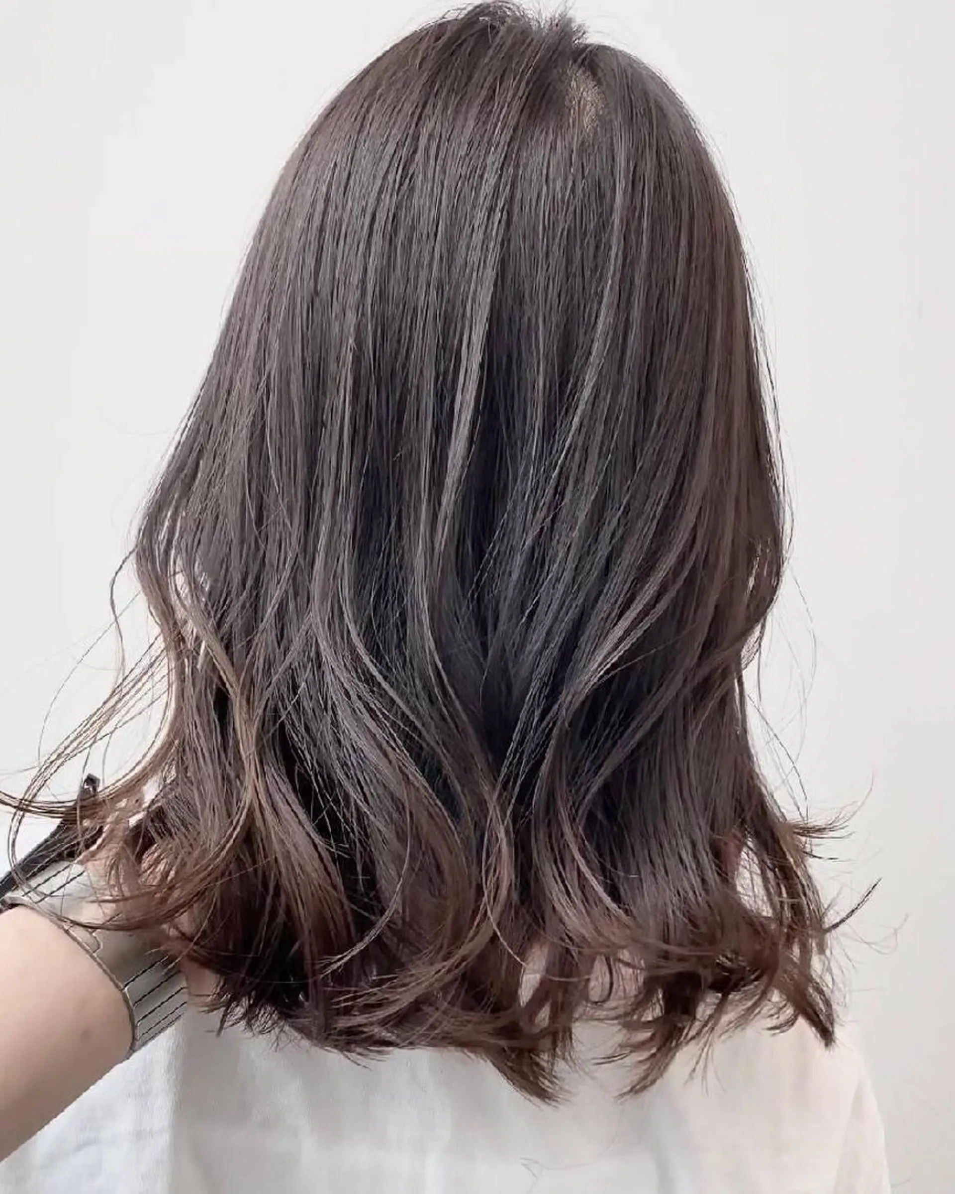 セミロング ✴️Siesta✴️ 髪質改善艶カラーのヘアスタイル