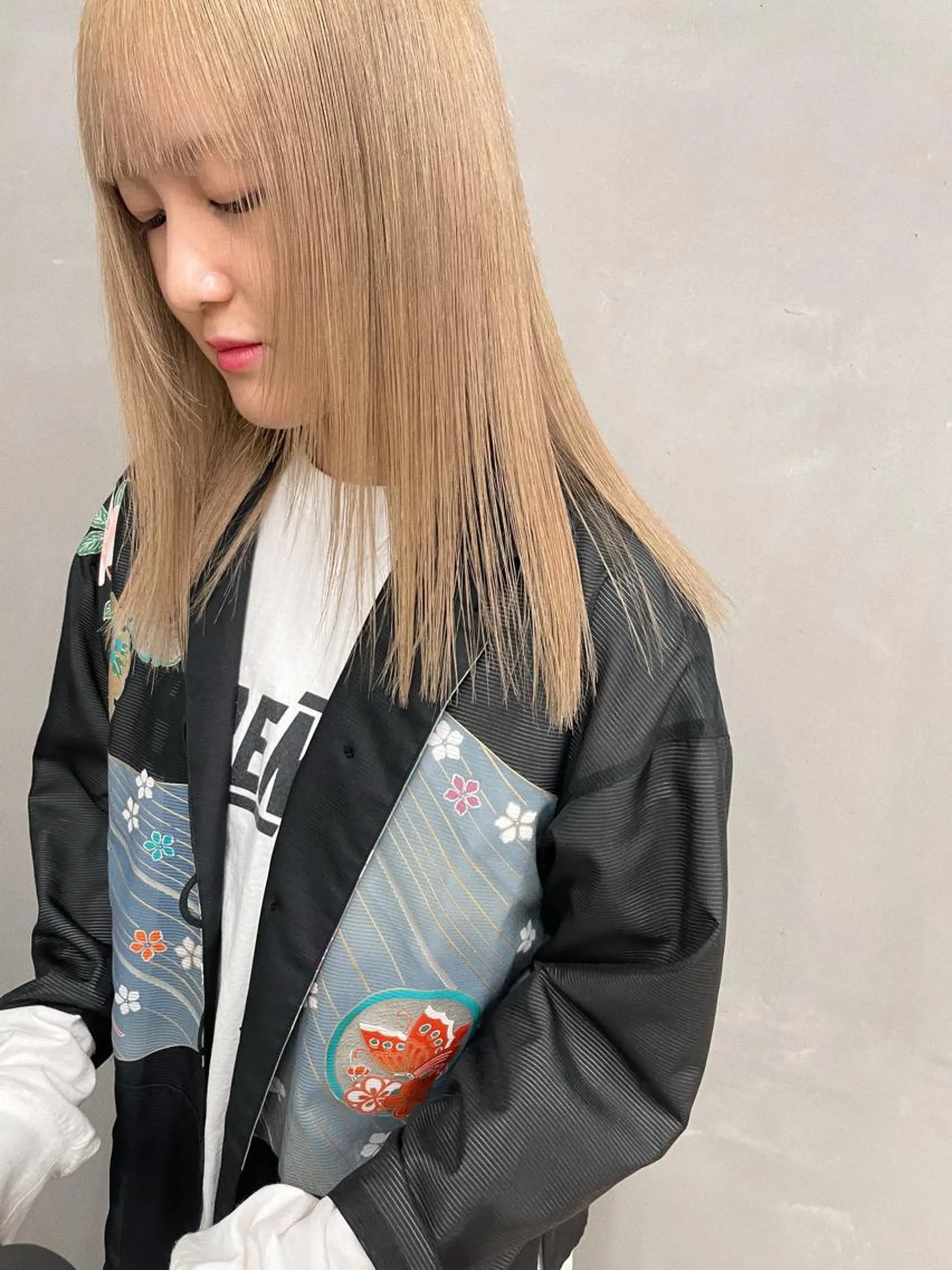 セミロング カラー ブリーチ ヘアカラー トリートメント センスをお届けします 大谷将生infpのヘアスタイル