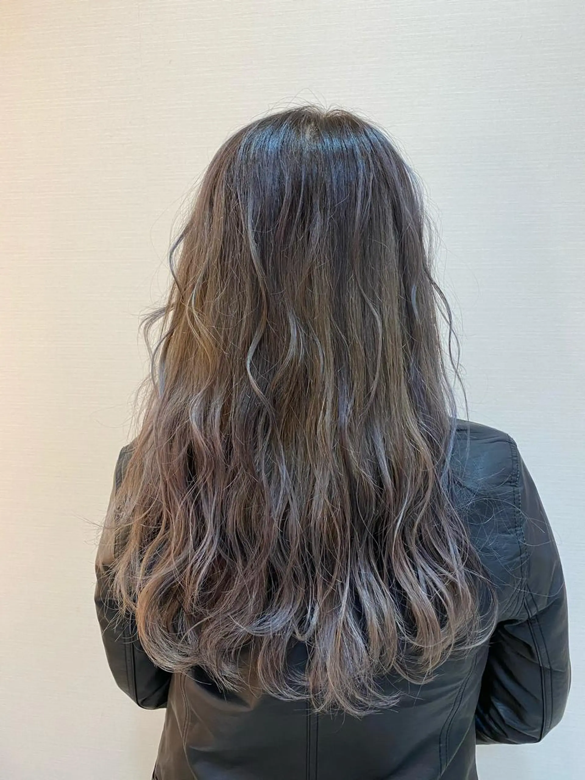 カラー 🟢NEGi🟣 🫧髪質改善のヘアスタイル