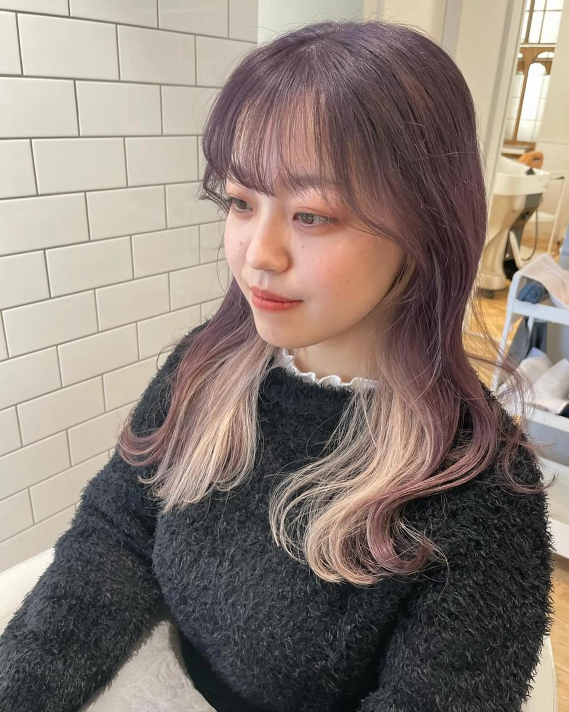 ミディアム カラー パーマ ヘアアレンジ メンズ キッズ ネイル マツエク・マツパ 子どものヘアアレンジ メンズハイトーン メンズインナーカラー ハイトーンカラー インナーカラー 🫧垢抜けヘア🫧 SHIORIのヘアスタイル