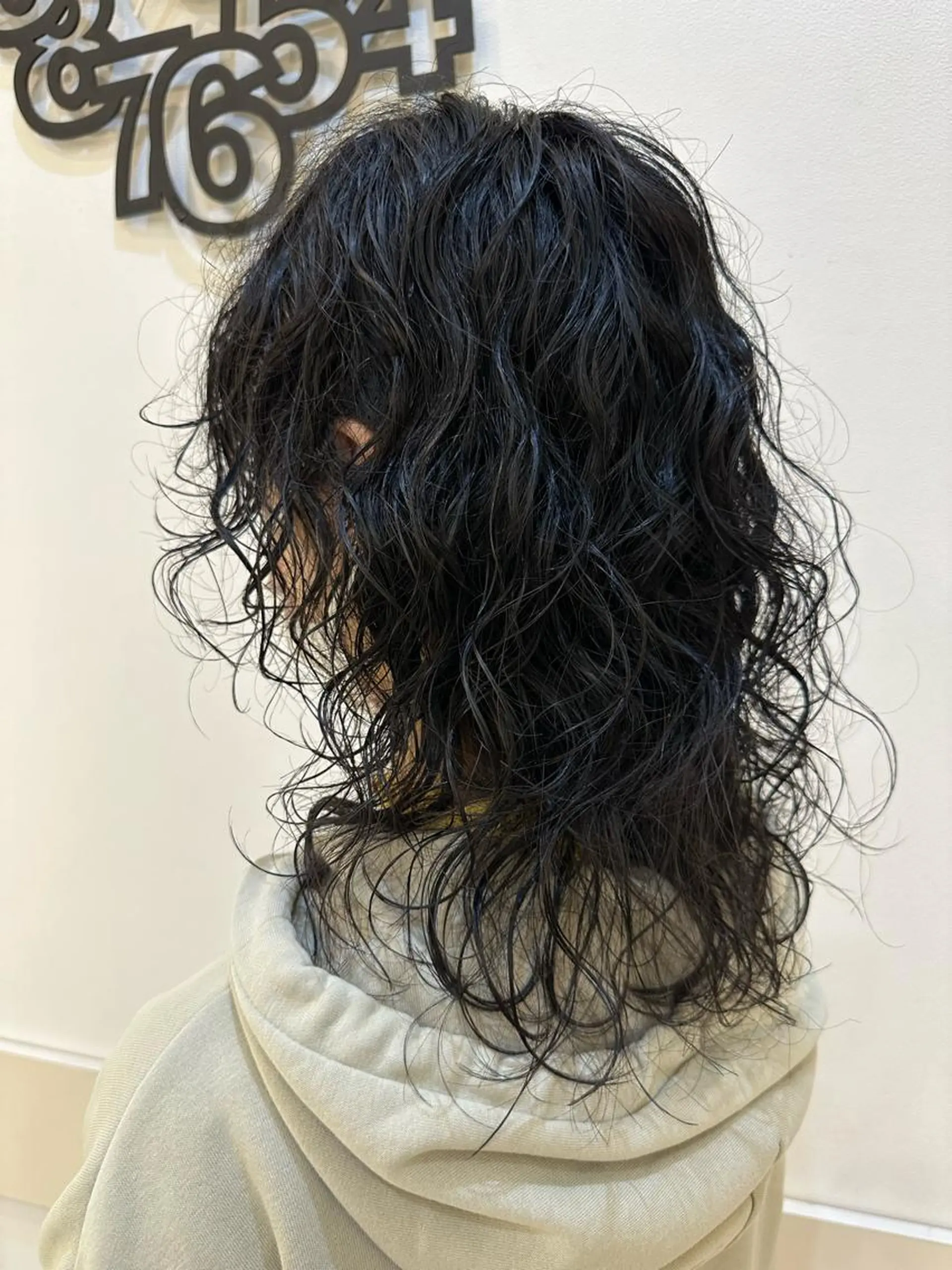 セミロング パーマ 内田温子大人女性 ハイライト、ボブのヘアスタイル