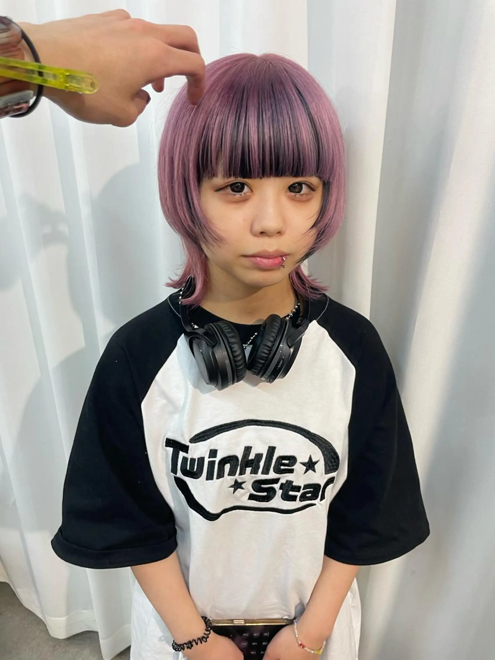 ミディアム 有人/バレイヤージュ /シャドールーツのヘアスタイル