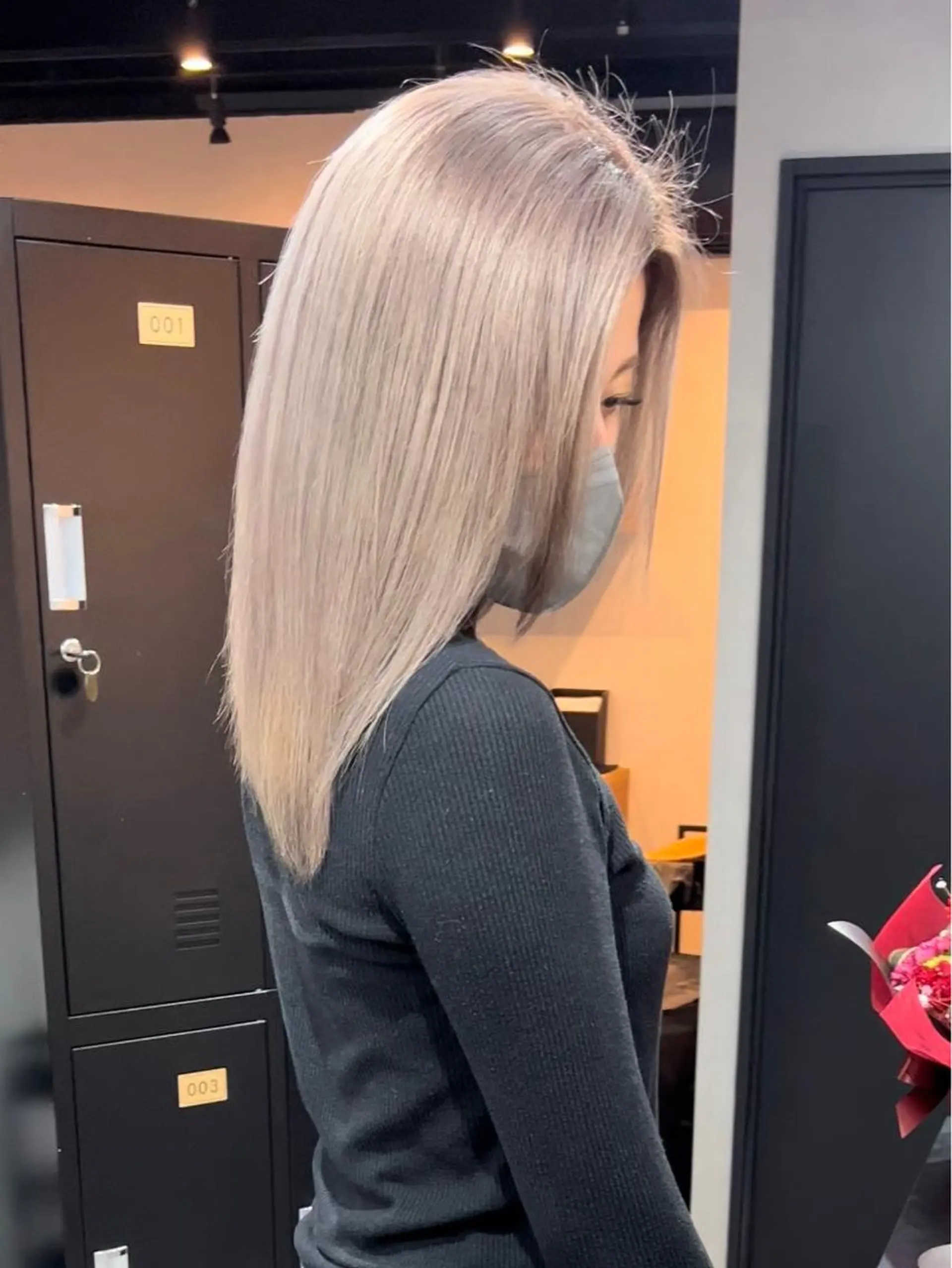 セミロング ヘアカラー トリートメント FoibyBelle ﾌｫﾜﾊﾞｲﾍﾞﾙのヘアスタイル