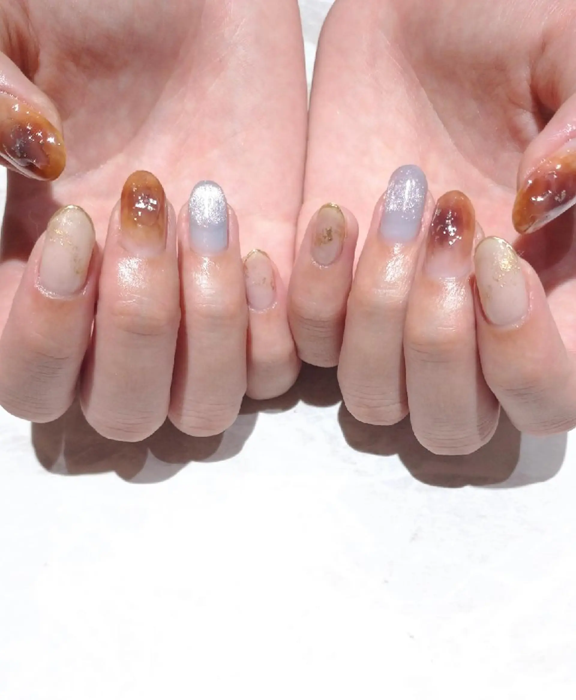 ネイル 水色 マグネットネイル 會田 瑠衣のネイルデザイン