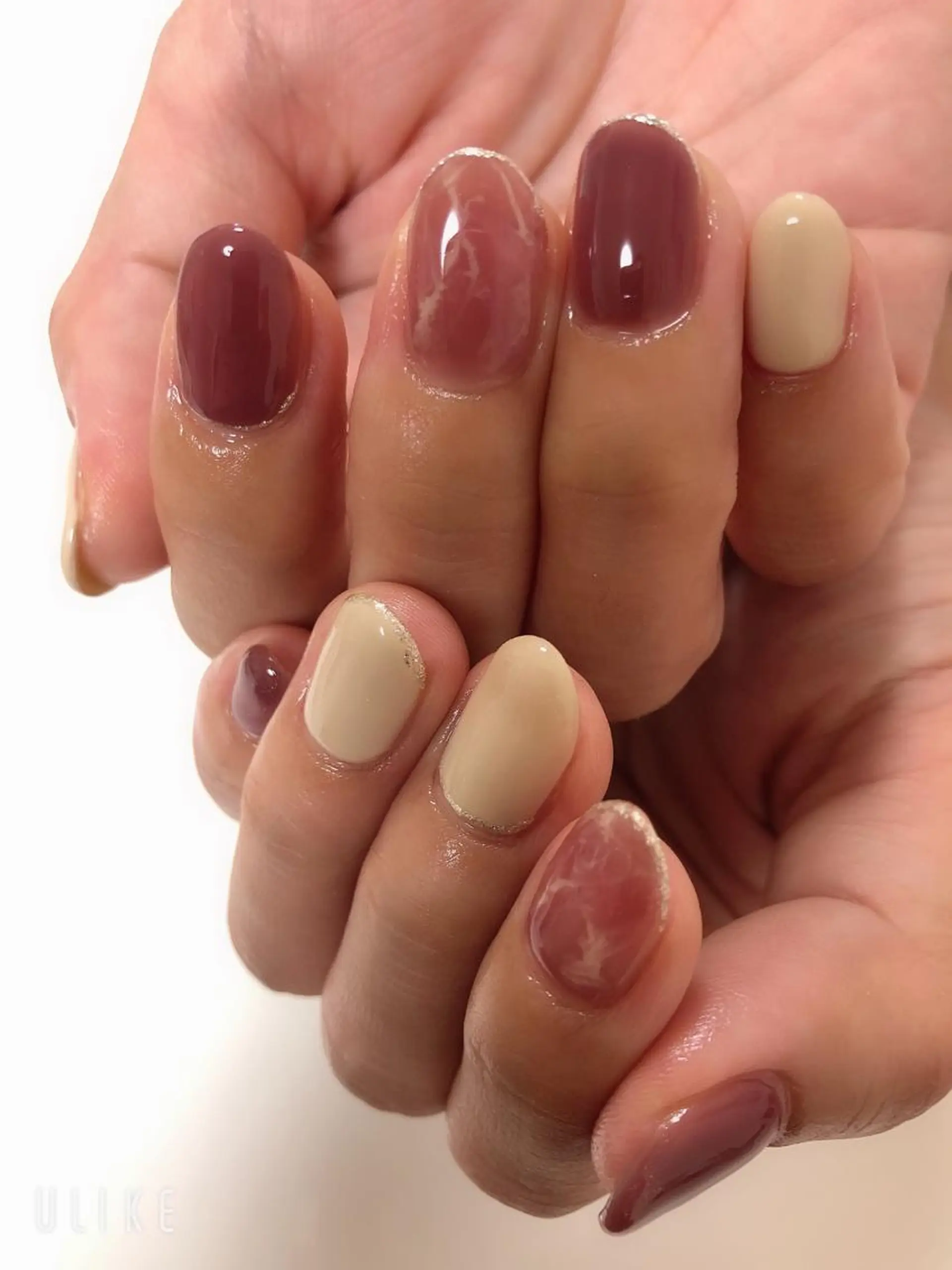 ネイル ハンドネイル emi ...の眉毛・アイブロウイメージ