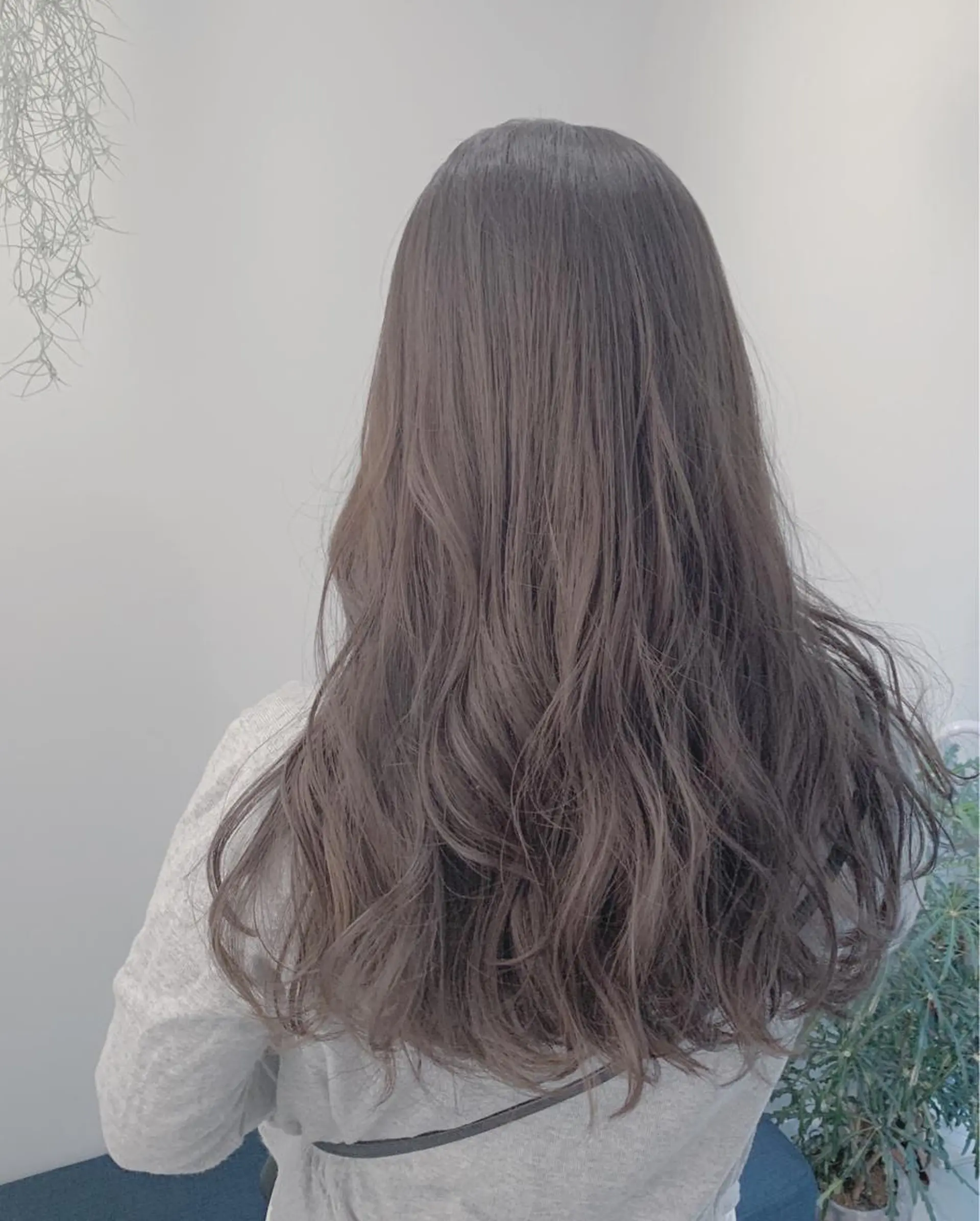 ロング カラー グレージュ 【完全マンツー 恵比寿】佐藤 翔のヘアスタイル