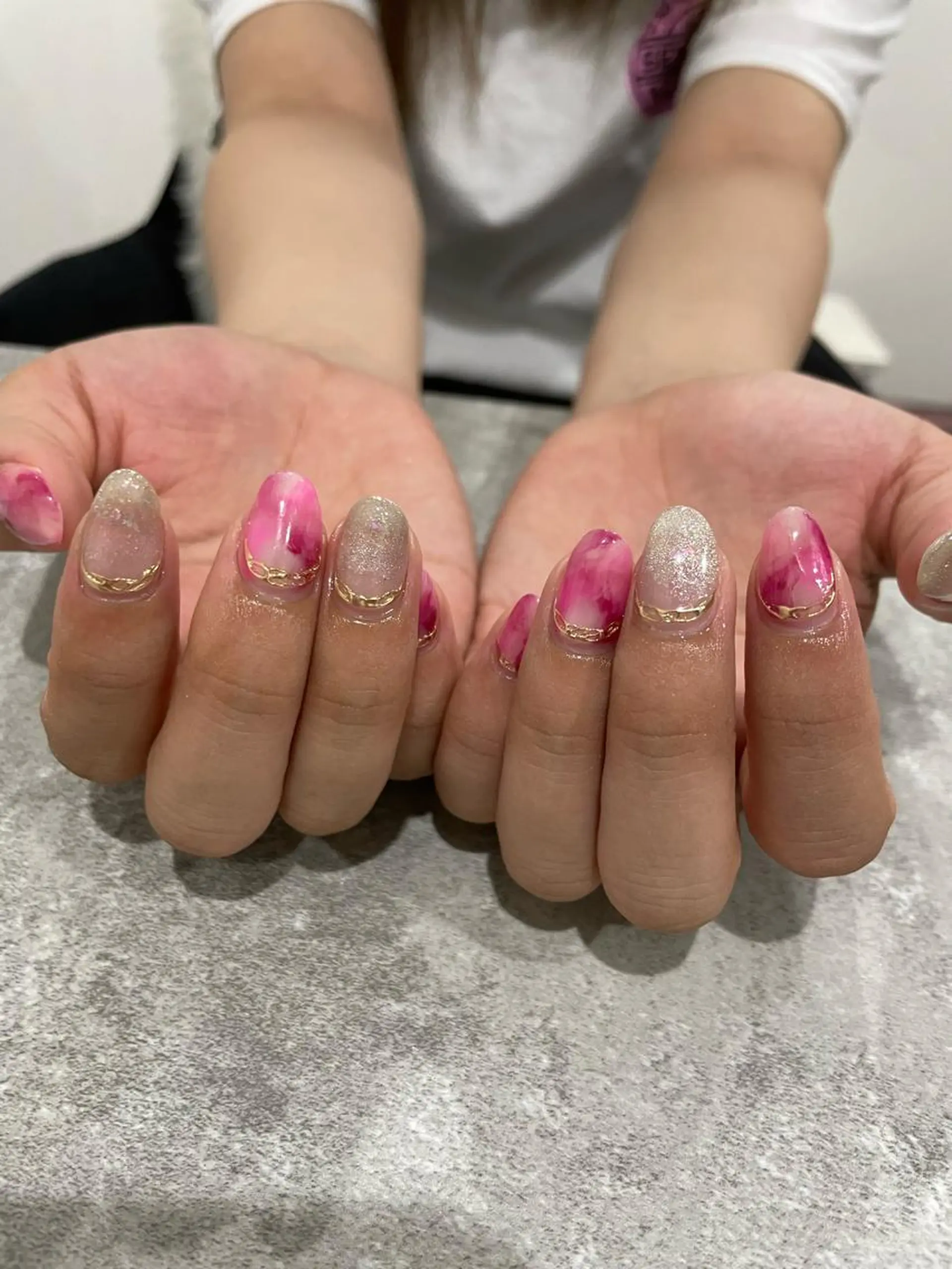 ネイル 持ち込み Raviliss ♡のネイルデザイン