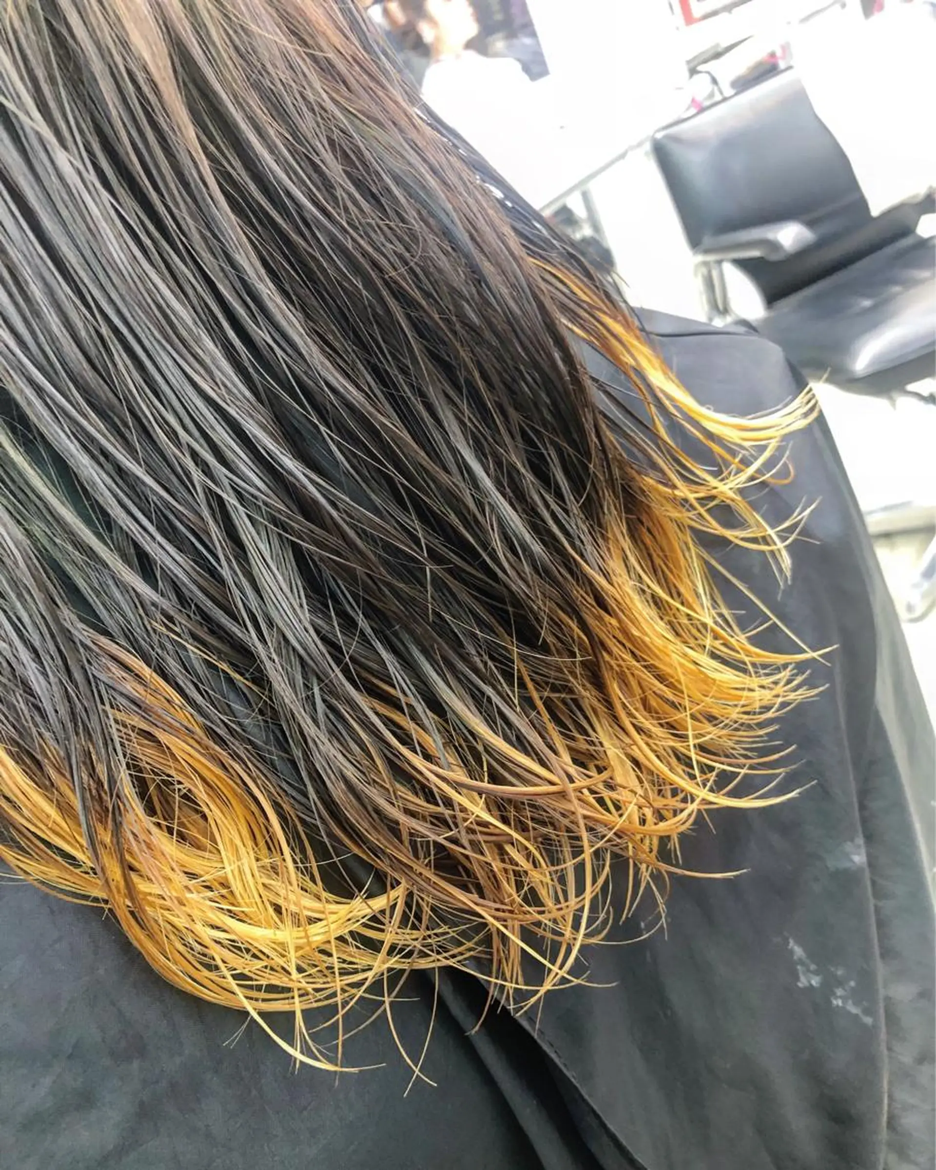 ロング カラー パーマ ヘアアレンジ メンズ キッズ ネイル マツエク・マツパ メンズブリーチ メンズハイライト 学生（メンズ向け） アッシュ ベージュカラー レイヤー／顔周り 韓国ヘア森田和貴のヘアスタイル