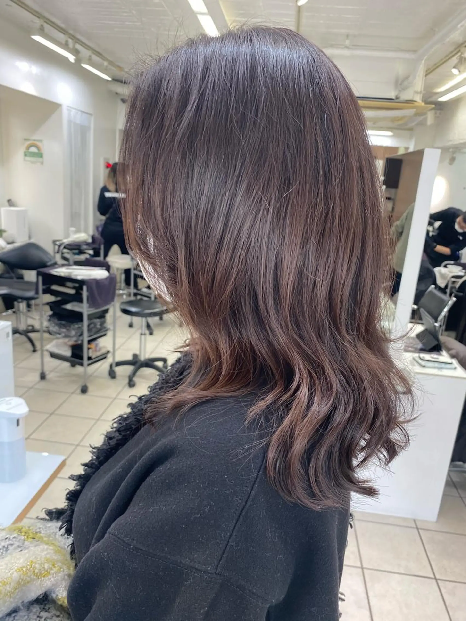 セミロング パーマ TONI&GUY   EBISU所属・星野 菜月のヘアスタイル