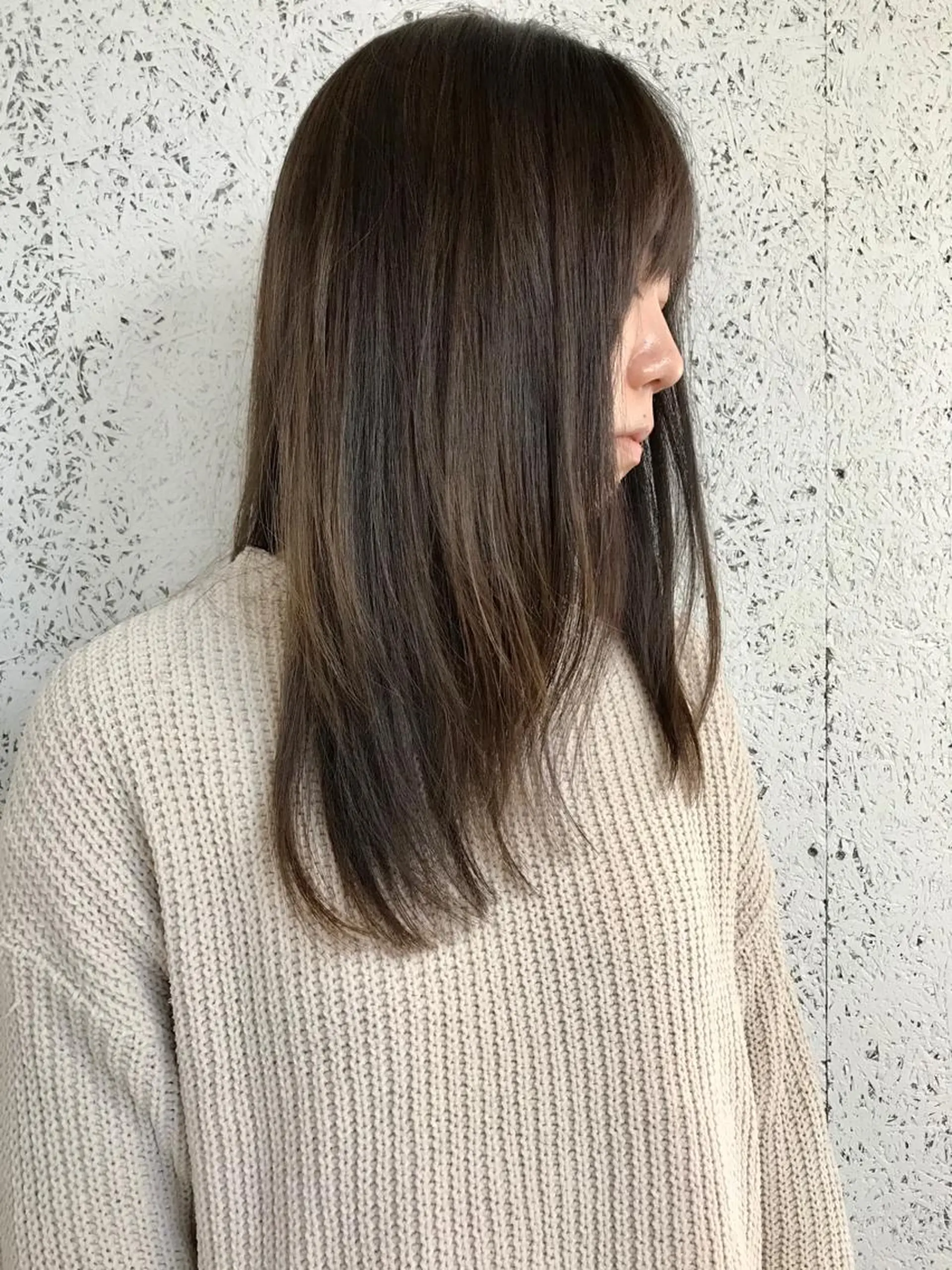 セミロング カラー カット ヘアカラー トリートメント KOOKI スティードトーキョーのヘアスタイル