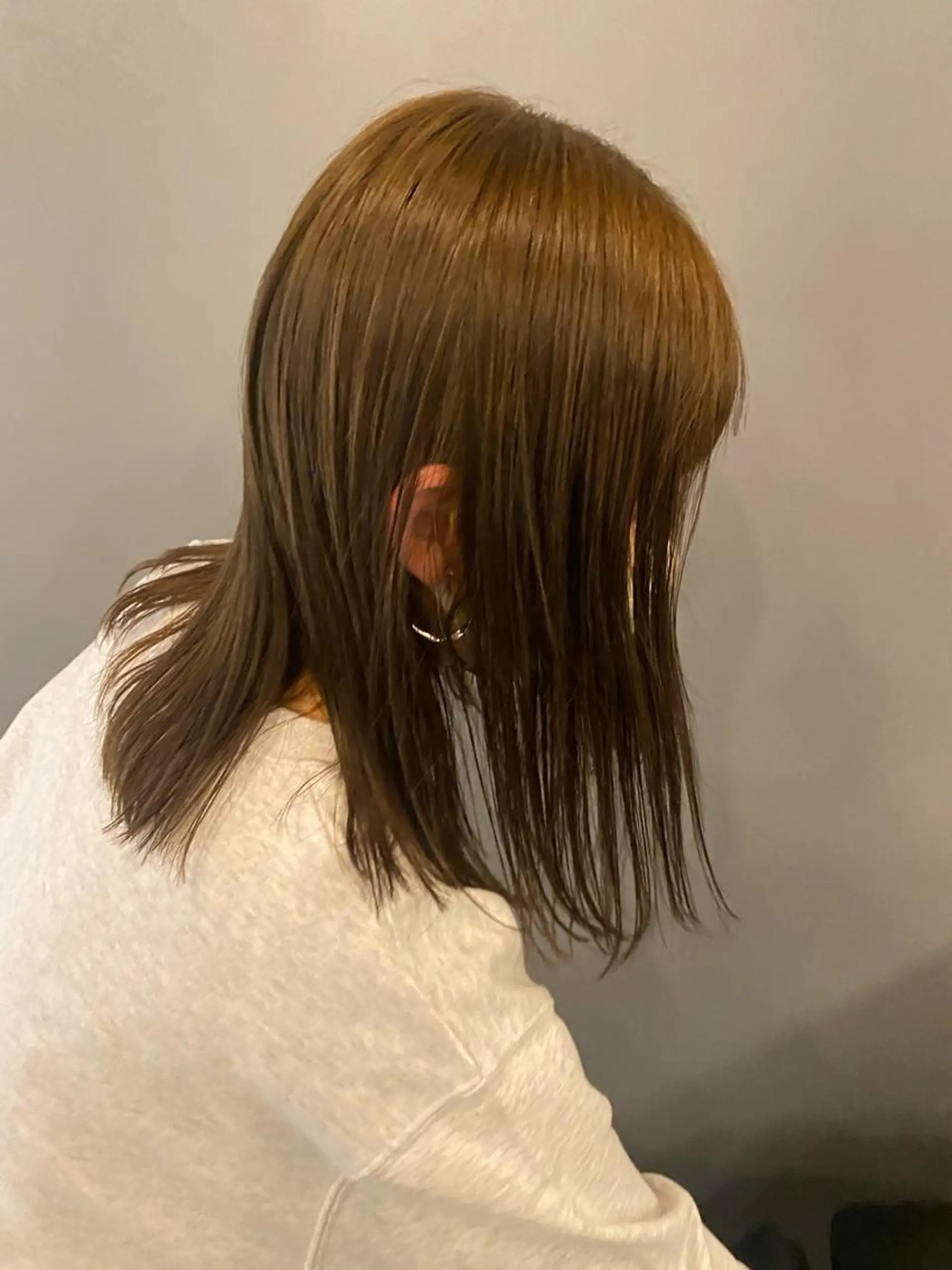 ミディアム カラー ブリーチ 透明感カラー ダブルカラー ブリーチなしカラー 砂原 ひよりのヘアスタイル