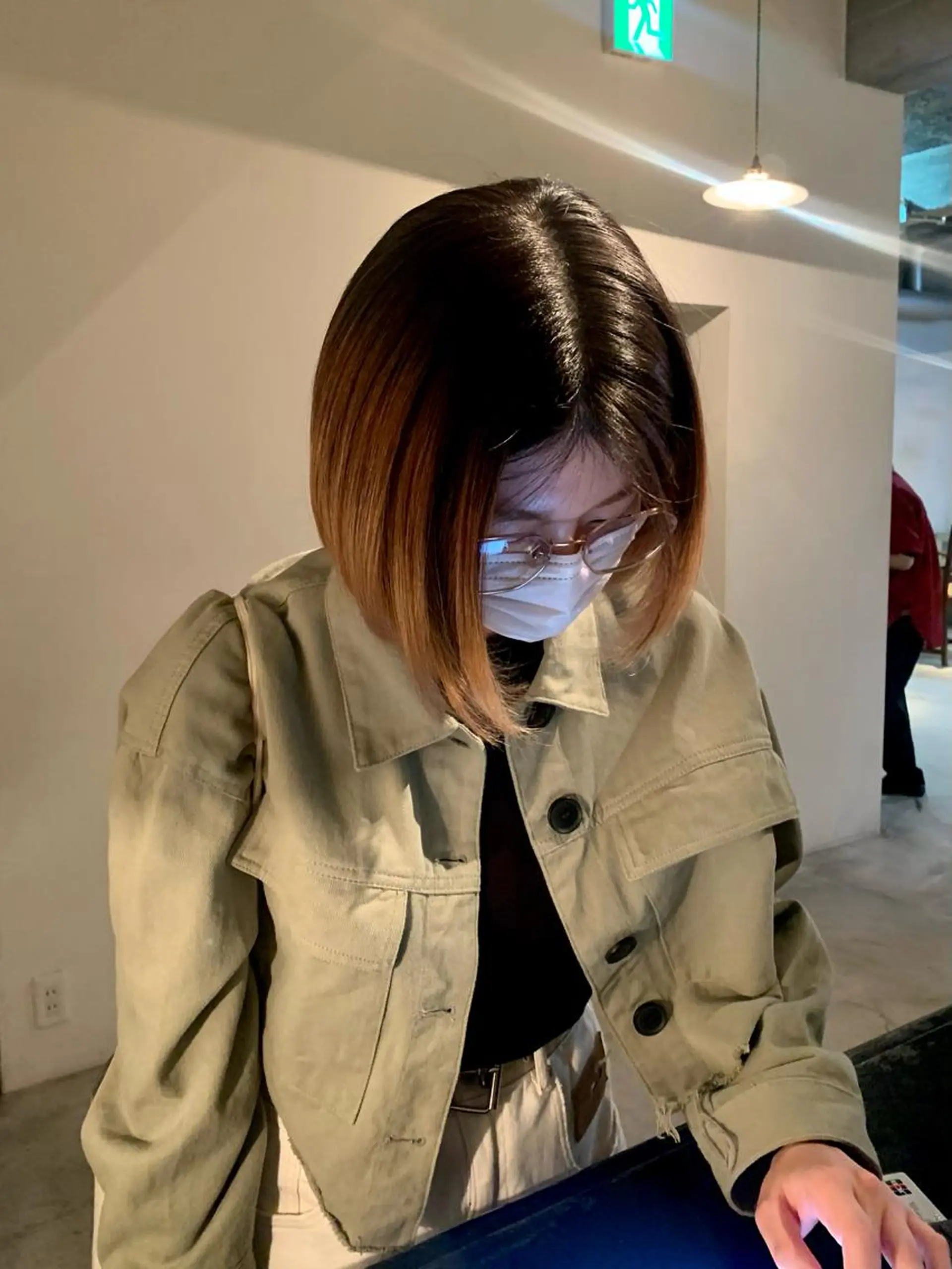 ミディアム カラー メンズ room3小出 奈央子のヘアスタイル