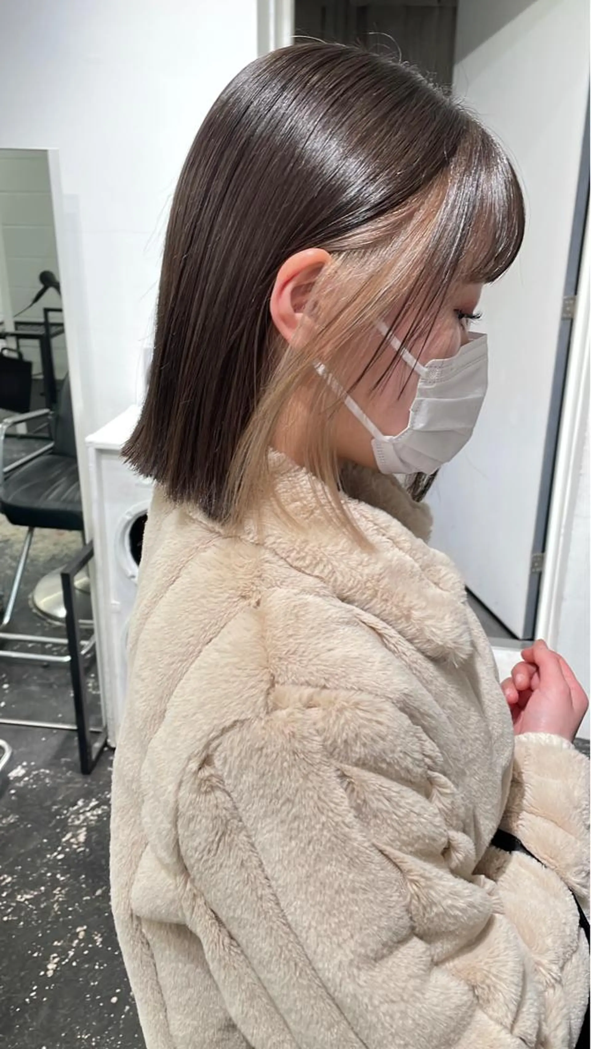 ミディアム カラー ヘアアレンジ ベージュカラー ブリーチ ホワイトベージュ カット ヘアカラー トリートメント 艶ハイトーン/ヘア アレンジAYAKAのヘアスタイル