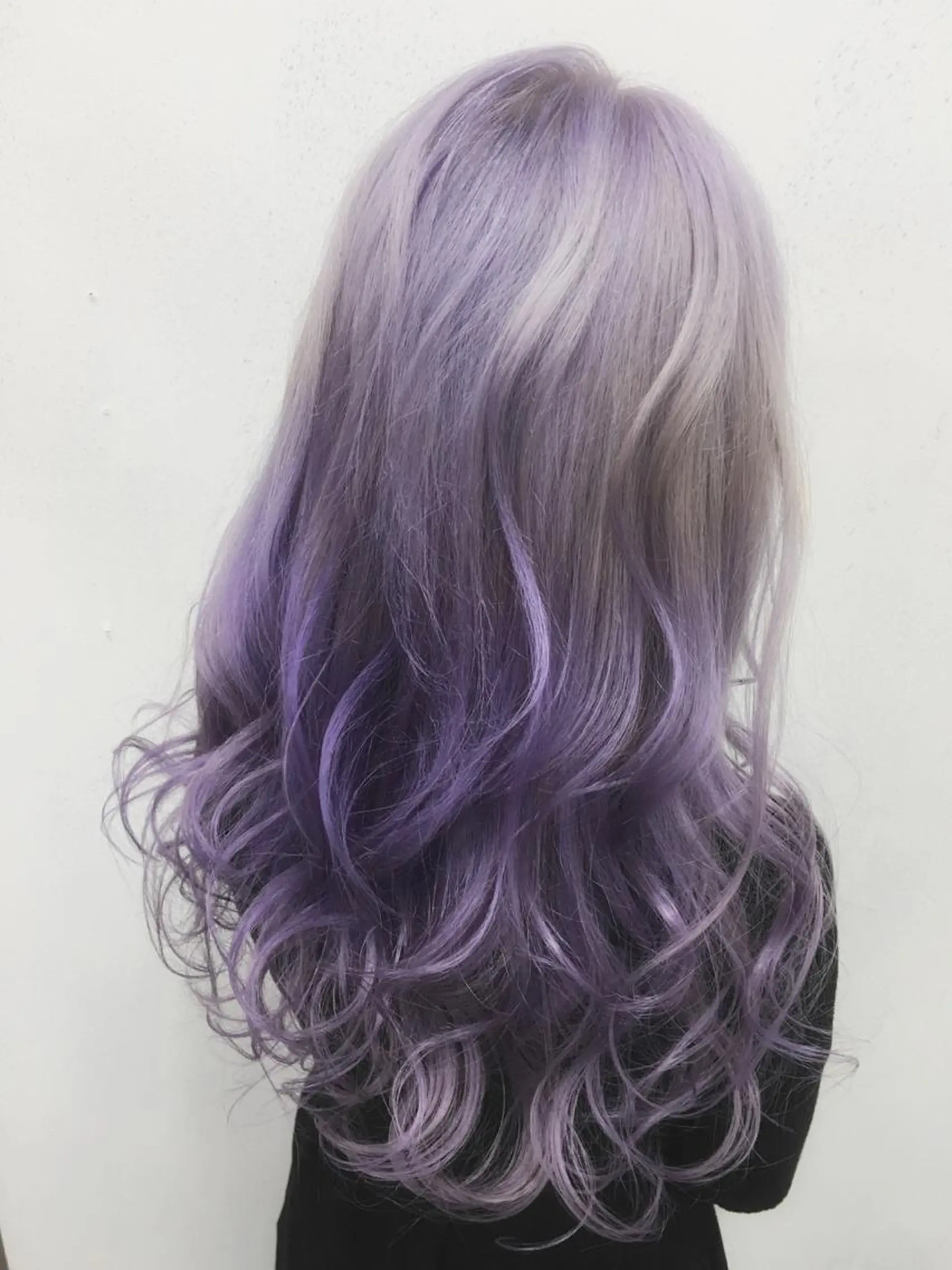 セミロング カラー エクステの神様 ▫️原島ユウヤ▫️のヘアスタイル