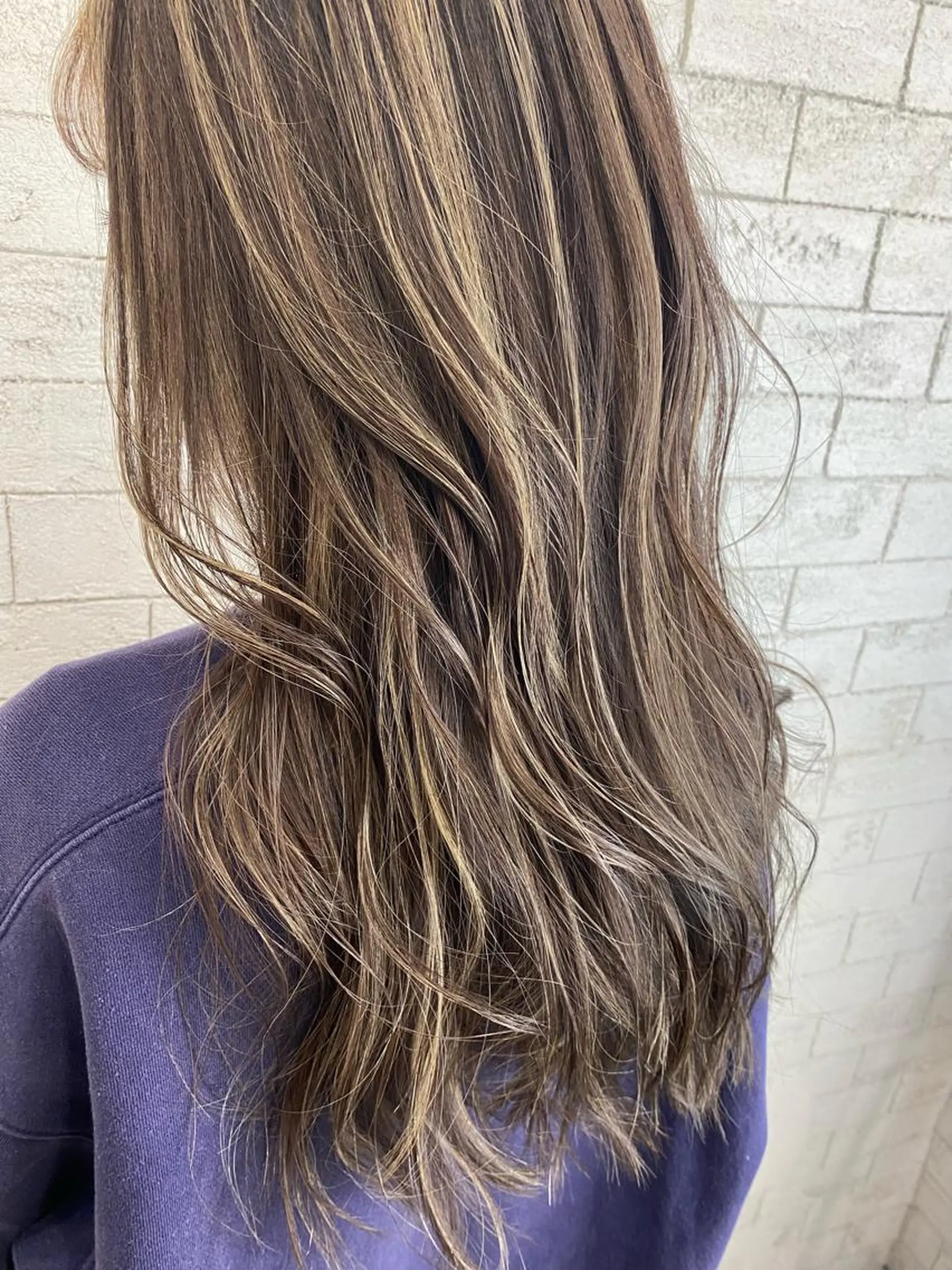 ロング カラー Eleanor立川北口所属・🦋YUI 髪質改善 ブリーチ 着付け🦋のヘアスタイル