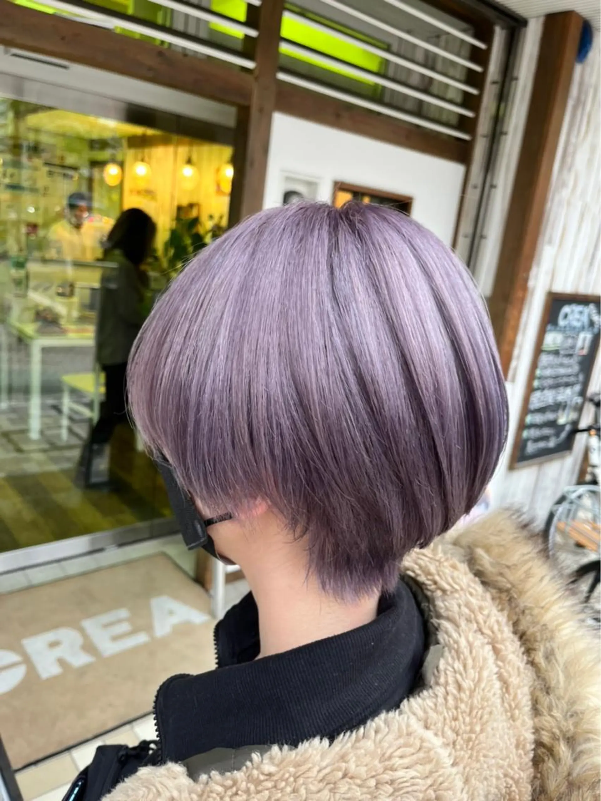 ショート カラー ブリーチ ラベンダーカラー エクステ/ハイトーン /レイヤーカットのヘアスタイル