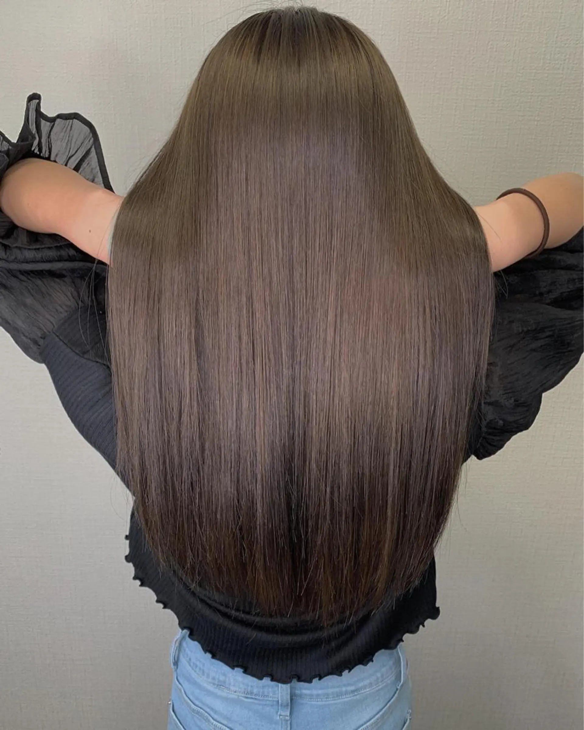 ロング 縮毛矯正 袴田 伊代のヘアスタイル