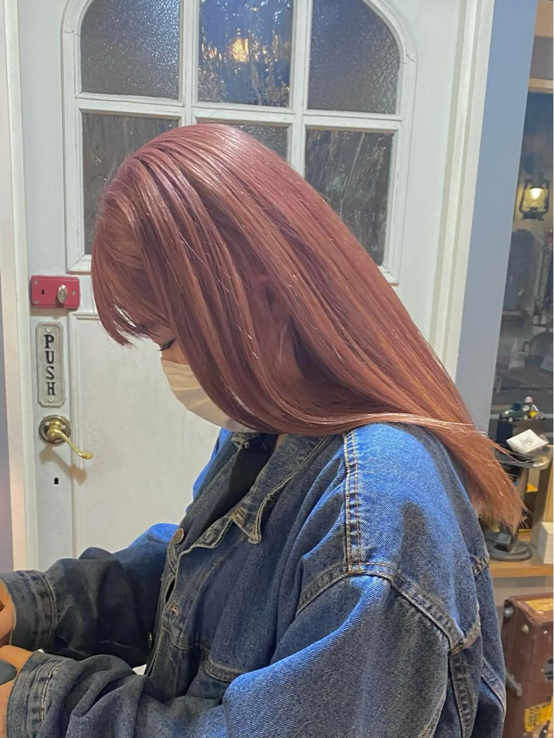 セミロング AYANO ／レイヤー／オリーブのヘアスタイル