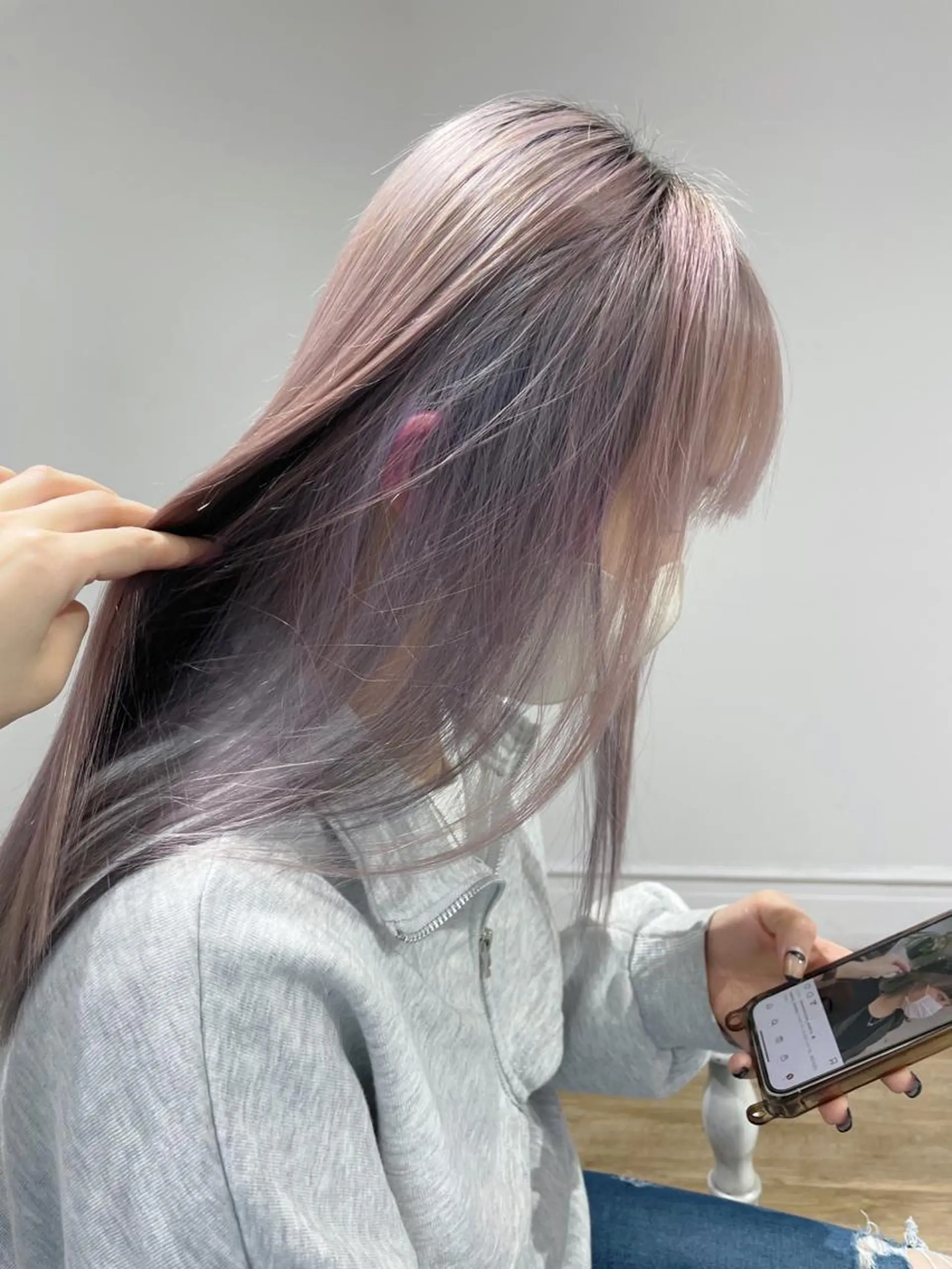 ロング カラー ヘアアレンジ ブルーカラー ブルーラベンダー ラベンダーカラー ピンクカラー 酸性縮毛矯正 梅田茶屋町 Juriのヘアスタイル