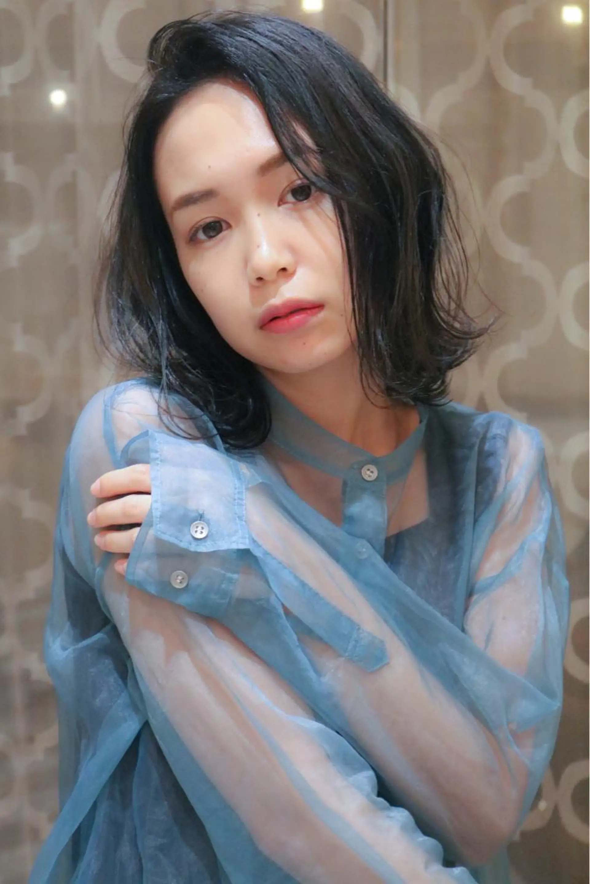 ミディアム レイヤーカット /透明感カラー西田のヘアスタイル