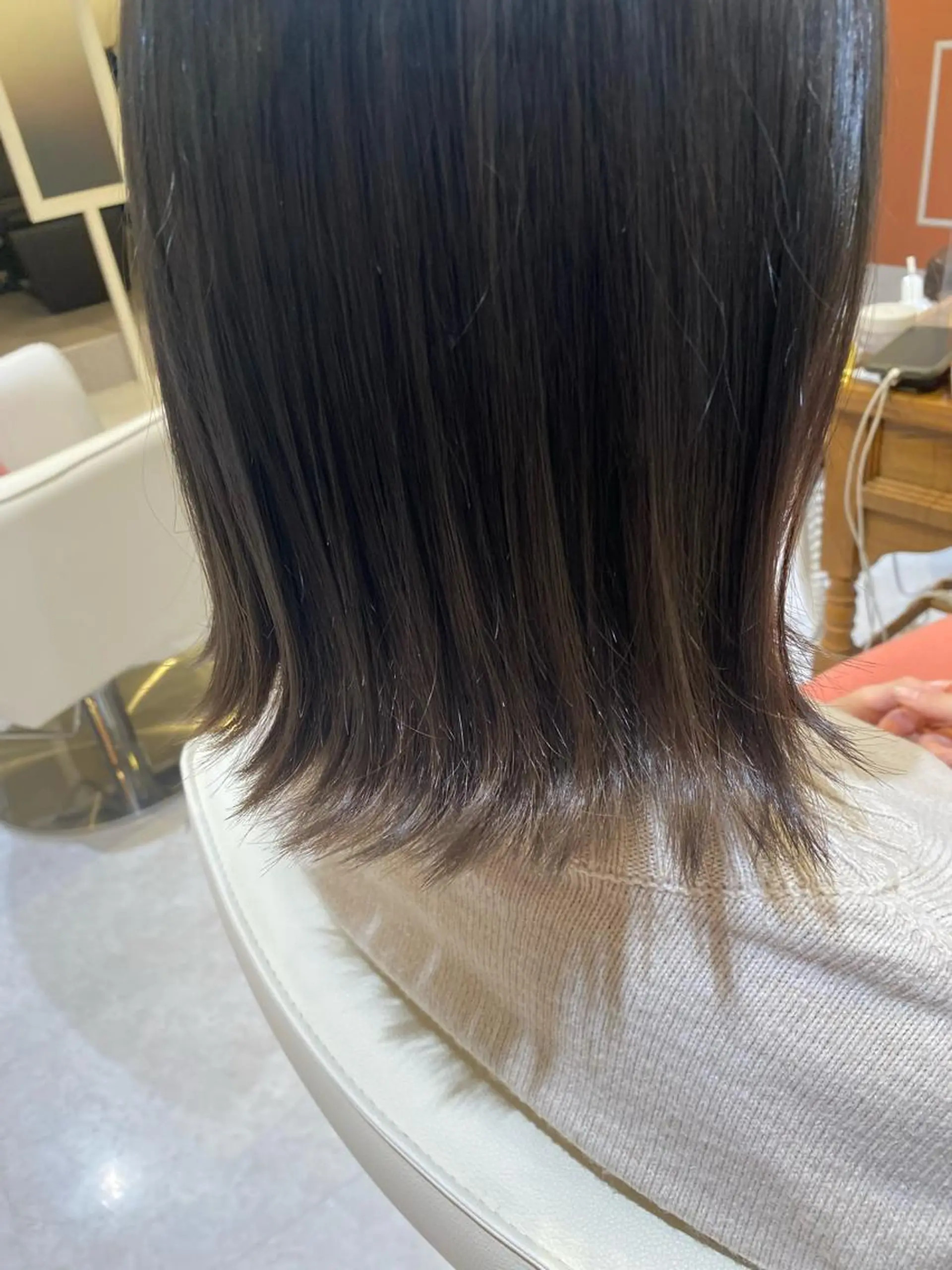 ミディアム ヘアカラー 梛木 唯のヘアスタイル