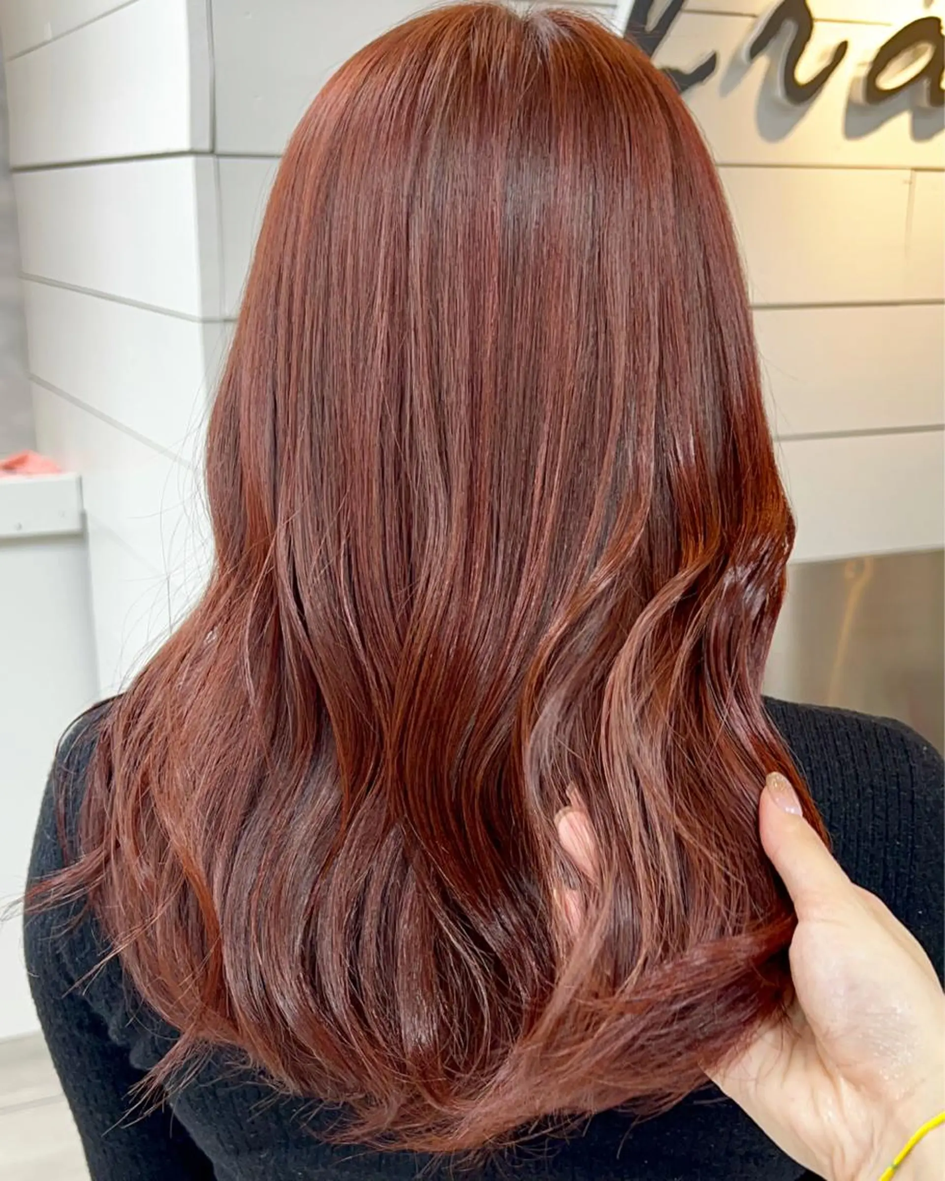 セミロング カラー ヘアアレンジ インナー×縮毛矯正 ピンクカラー澤井里菜のヘアスタイル