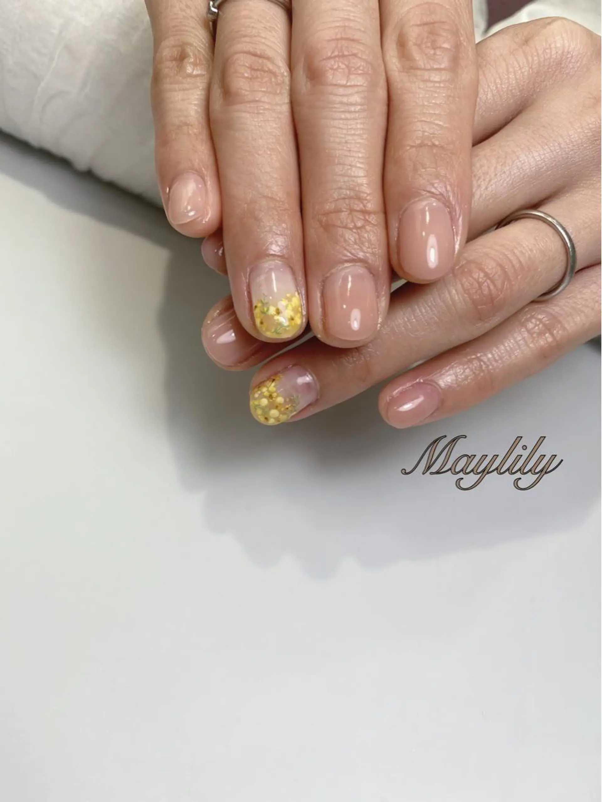ネイル Nail care salon Maylily所属・Nail salon Maylilyのネイルデザイン