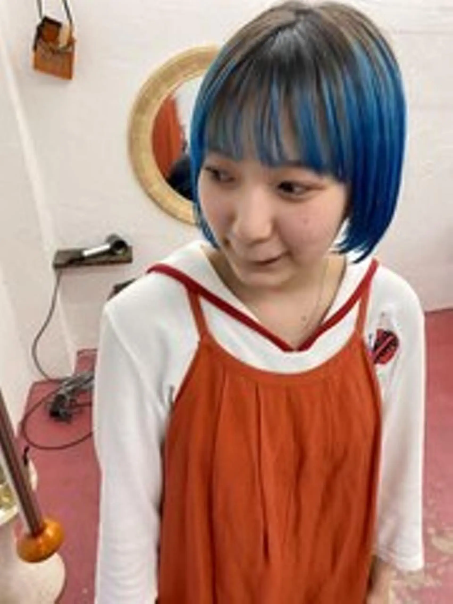 カラー ミディアム ブルーカラー qiieダブルカラー イルミナカラーのヘアスタイル